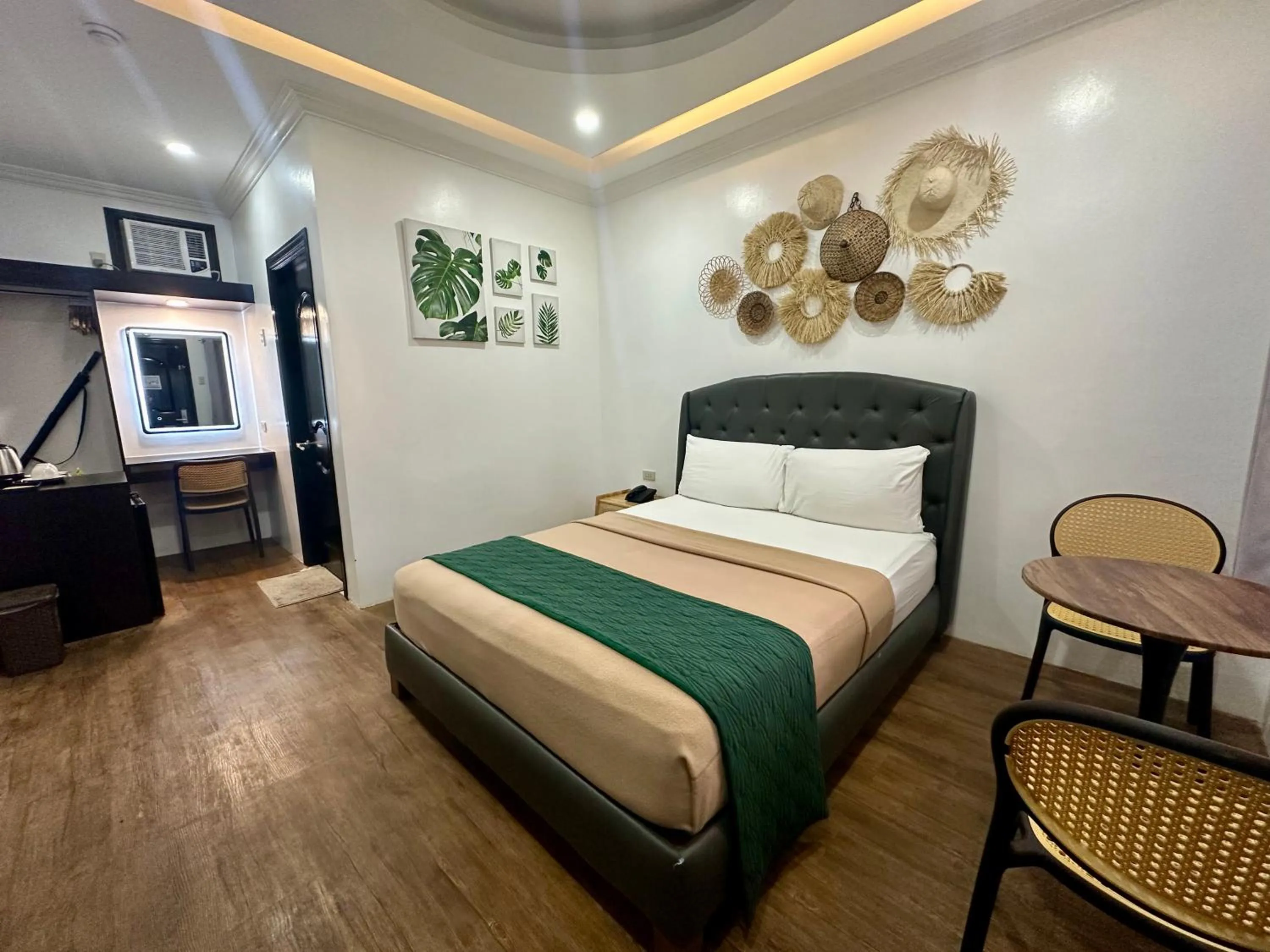 Photo of the whole room, Bed in 3 Peaks Resort & Boutique Hotel