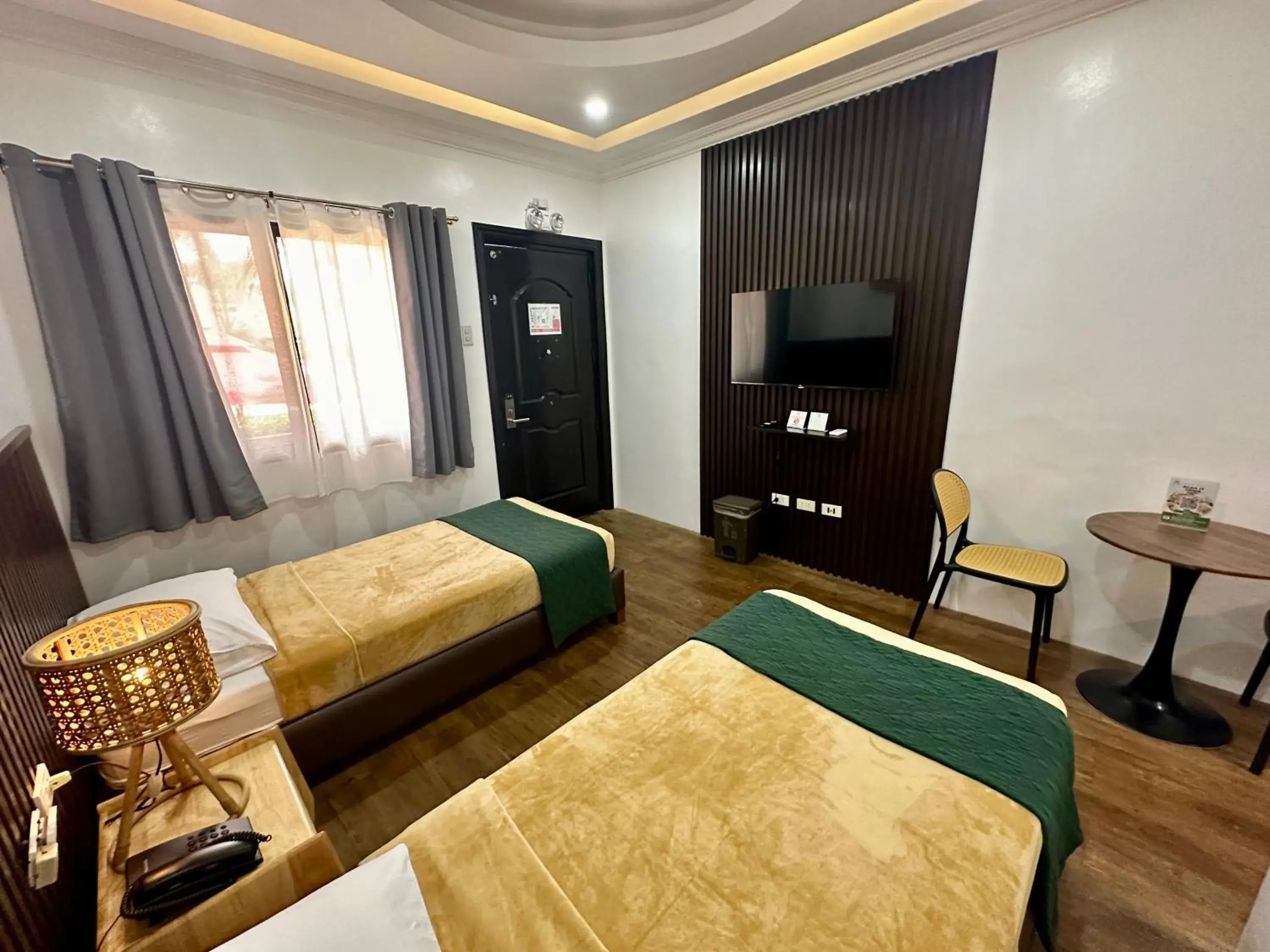 TV and multimedia, Bed in 3 Peaks Resort & Boutique Hotel TV and multimedia, Bed in 3 Peaks Resort & Boutique Hotel