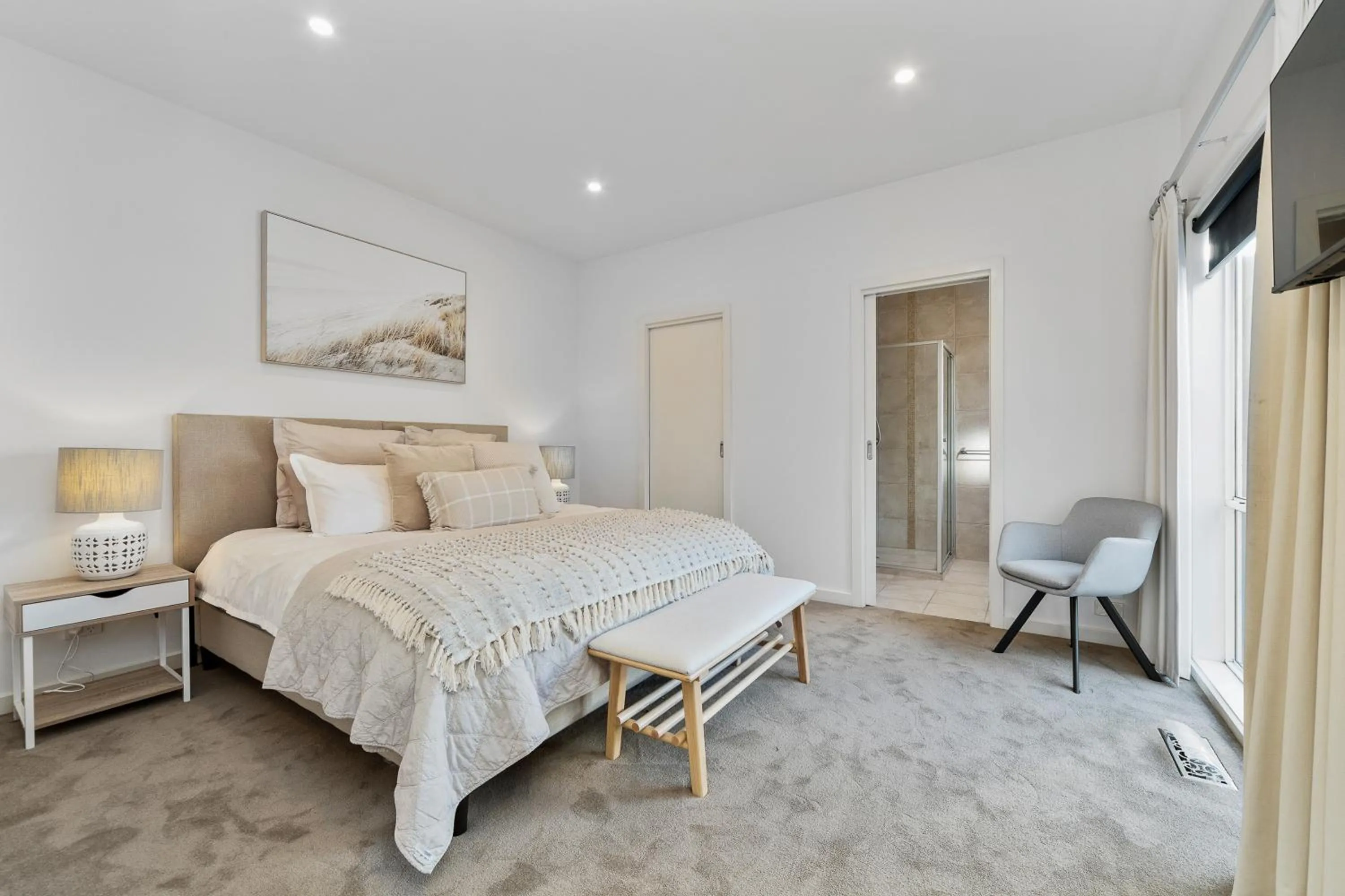 Seaford Luxe Beach House 2023 BDC Traveller award winner