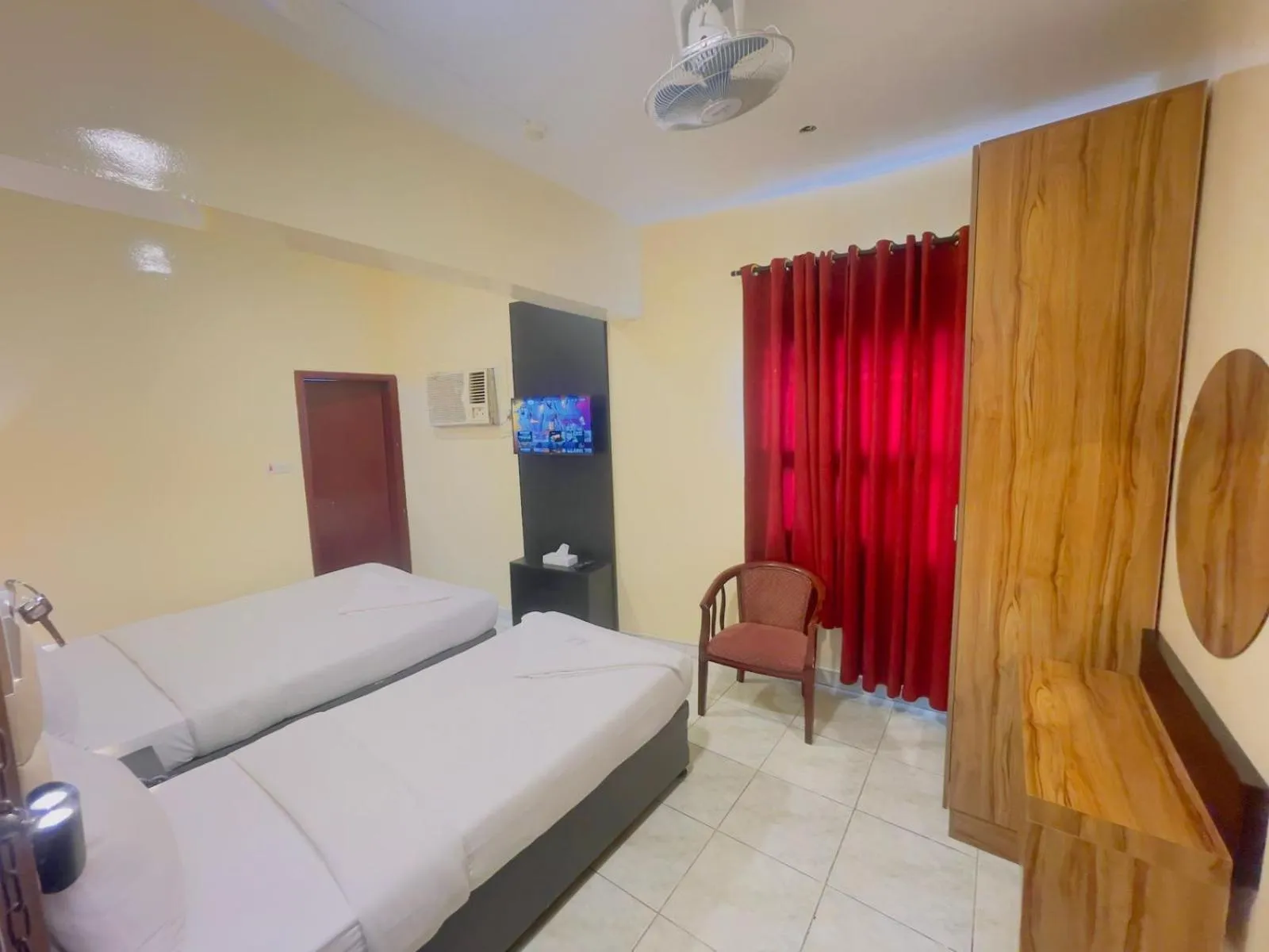 Bedroom, Bed in Al Ammari Hotel