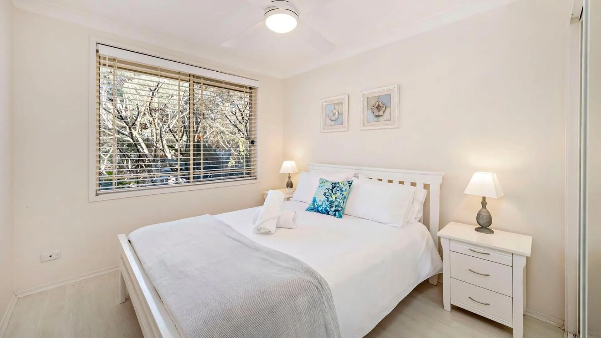 Bedroom, Bed in My Shell Boat Harbour 55 Blanch Steet