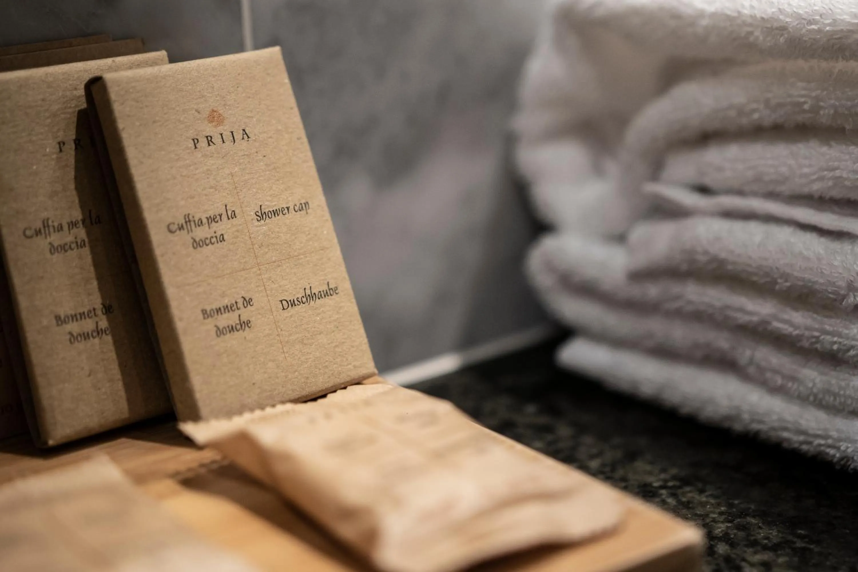 Bathroom, Bed in Hotel Giolli Nazionale