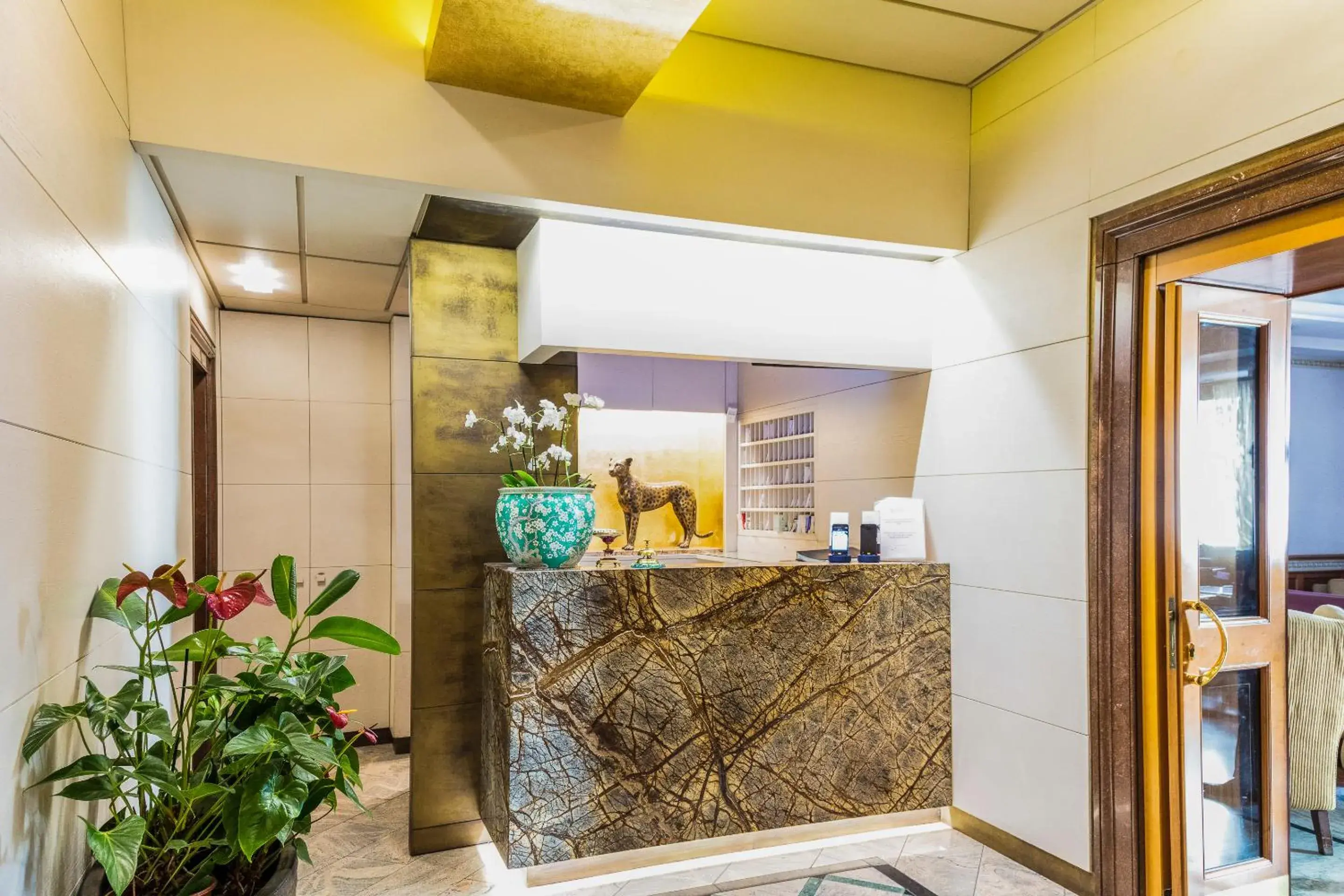 Lobby or reception in Hotel Giolli Nazionale Lobby or reception in Hotel Giolli Nazionale