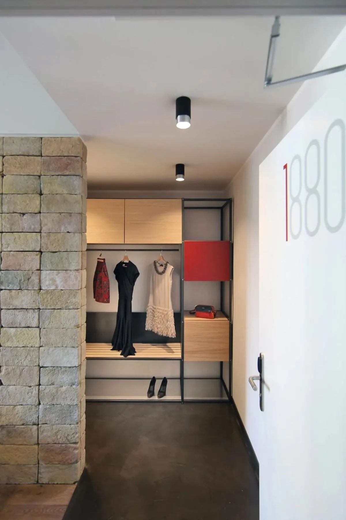 wardrobe in Hotel Giolli Nazionale