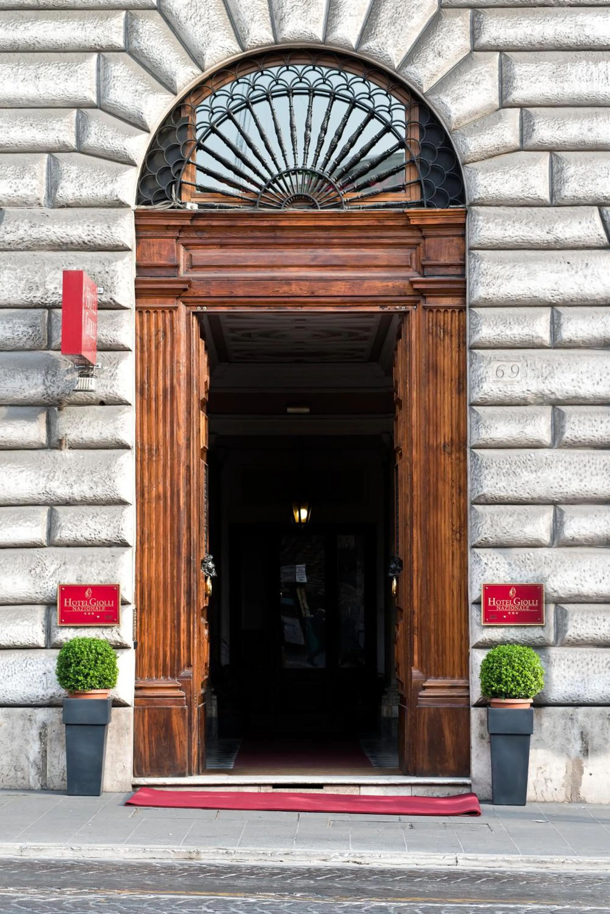 Facade/entrance in Hotel Giolli Nazionale