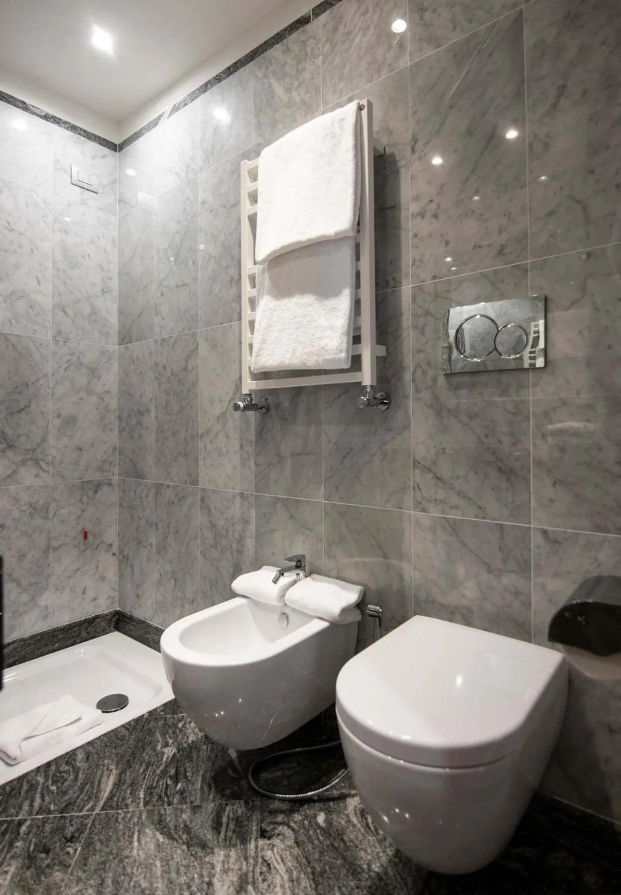 Bathroom in Hotel Giolli Nazionale