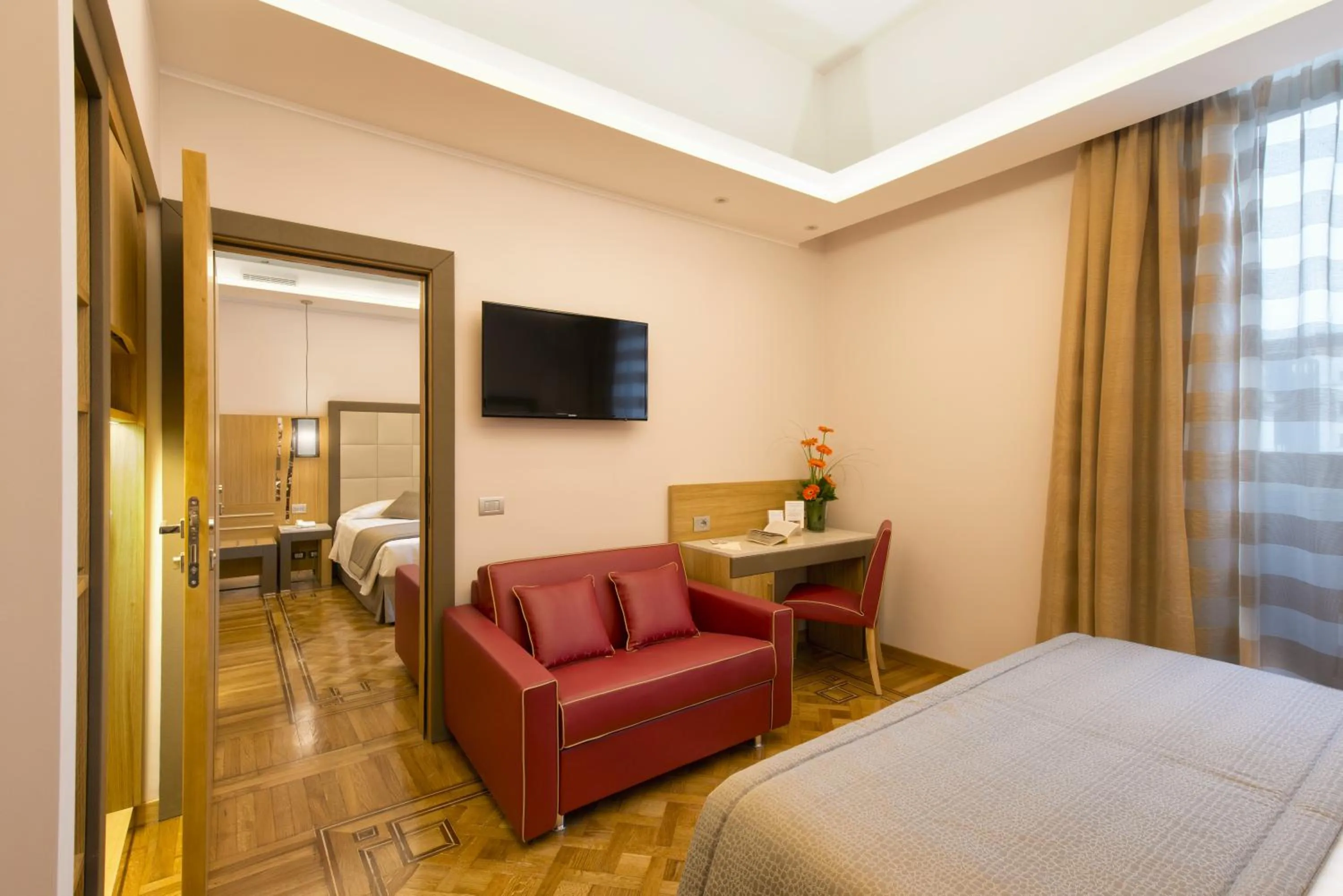 Photo of the whole room, Bed in Hotel Giolli Nazionale