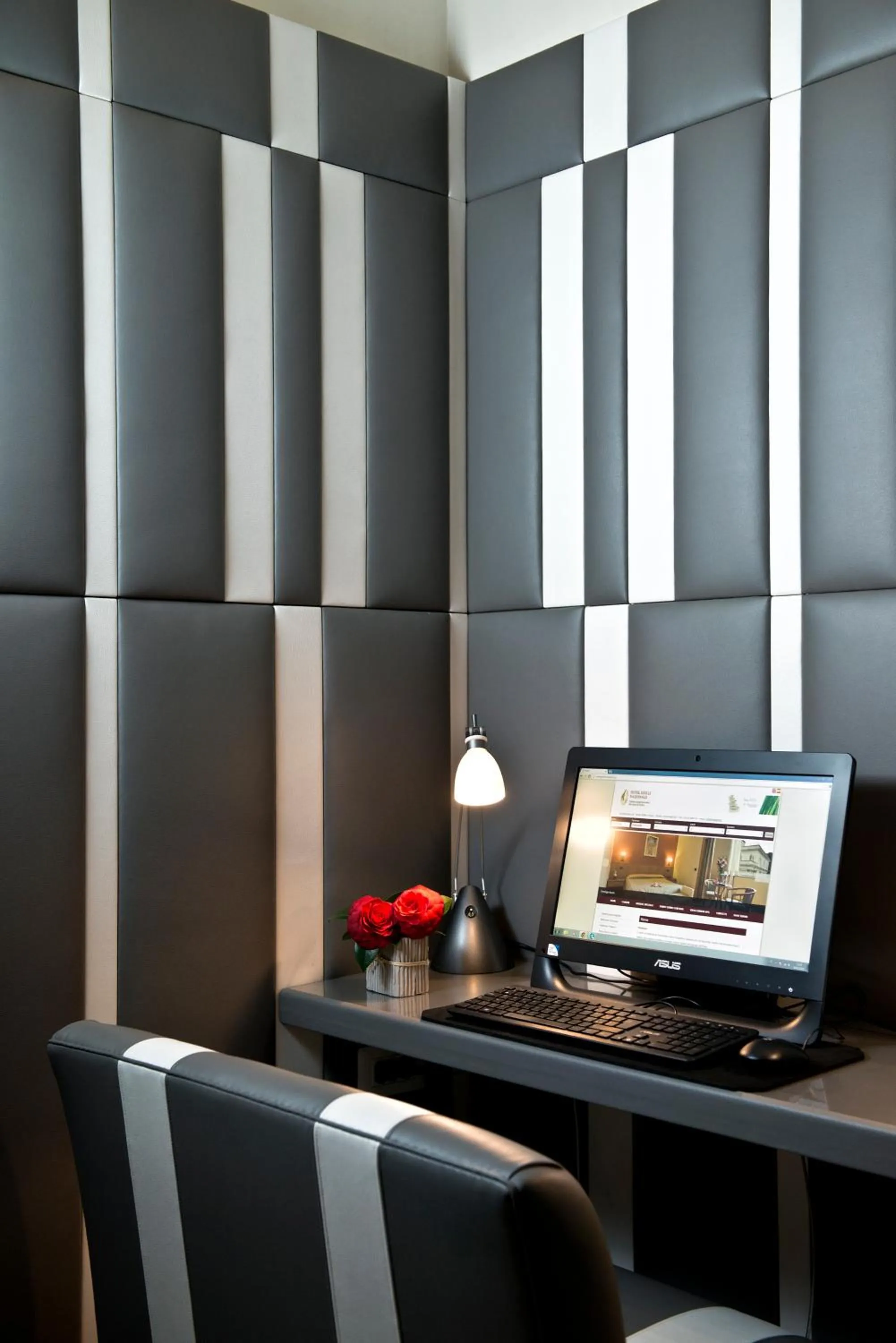 TV and multimedia in Hotel Giolli Nazionale
