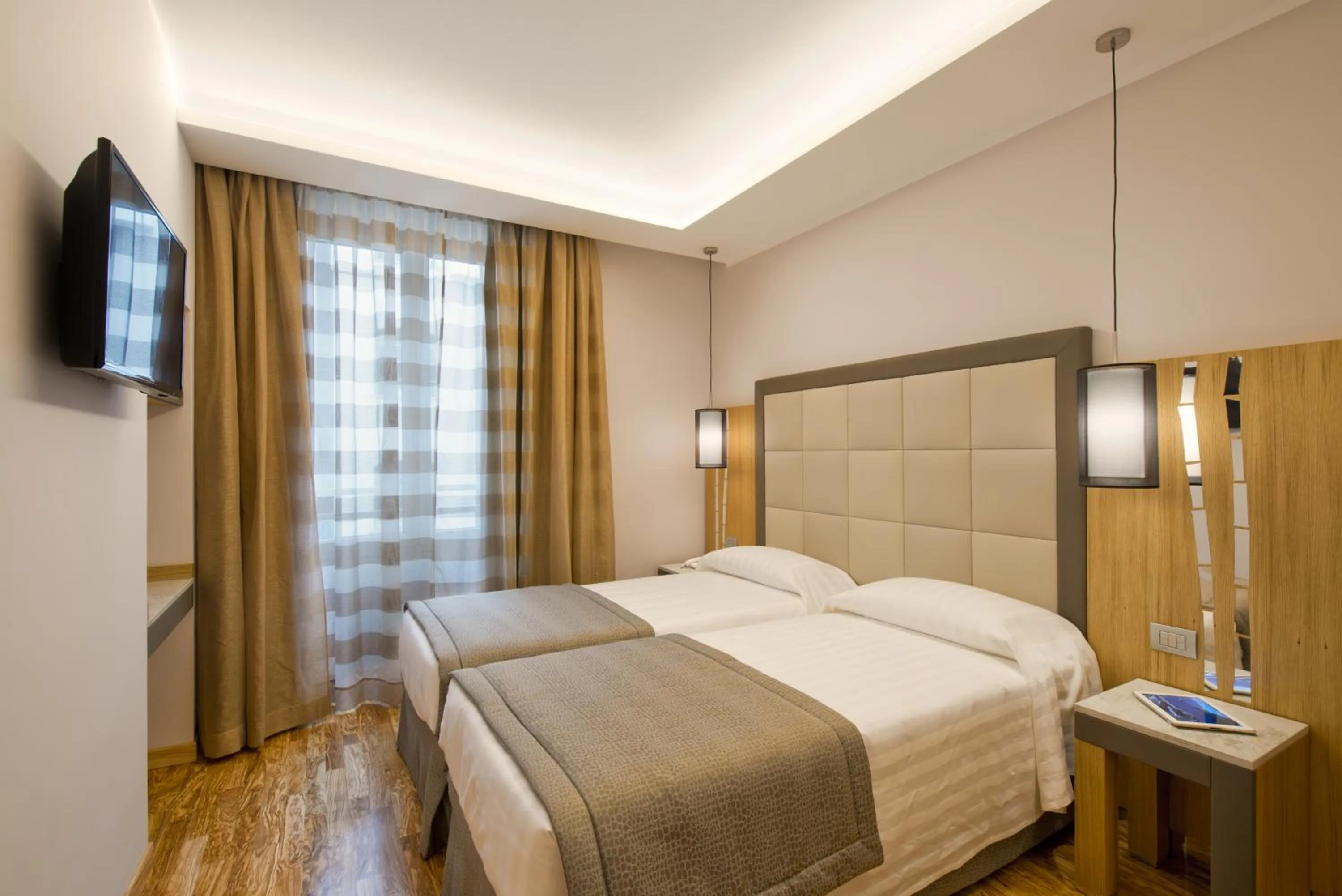 Bedroom, Bed in Hotel Giolli Nazionale