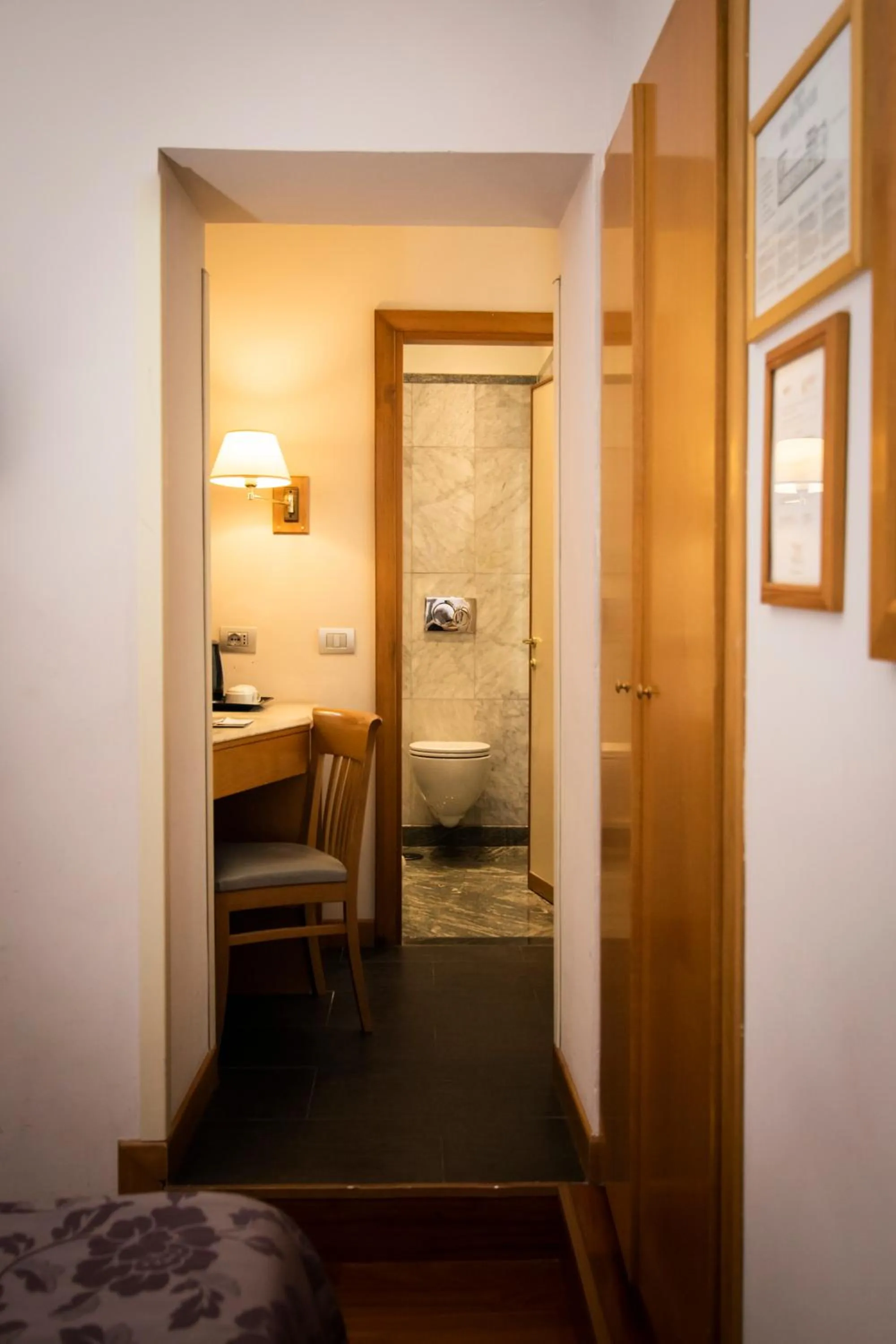 Bathroom in Hotel Giolli Nazionale