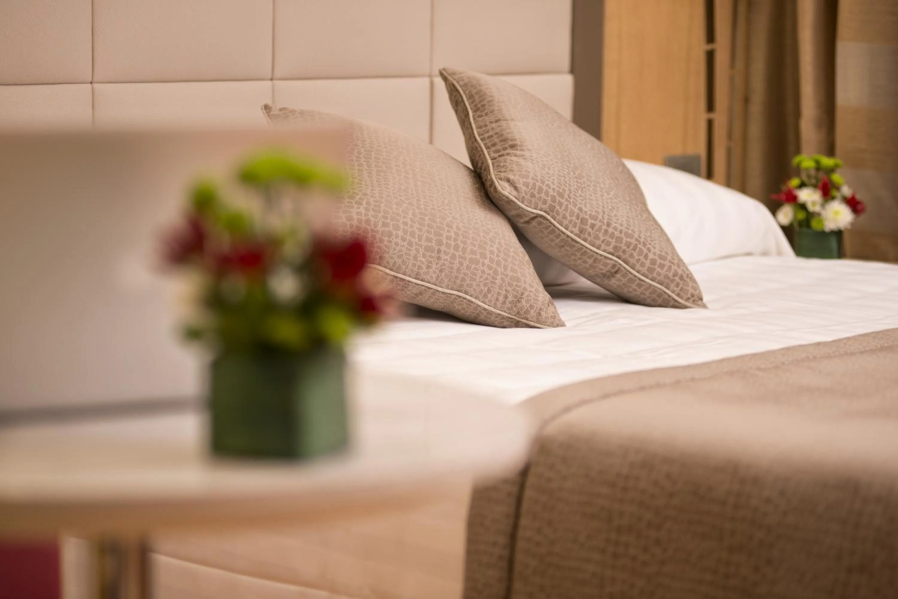 Decorative detail, Bed in Hotel Giolli Nazionale