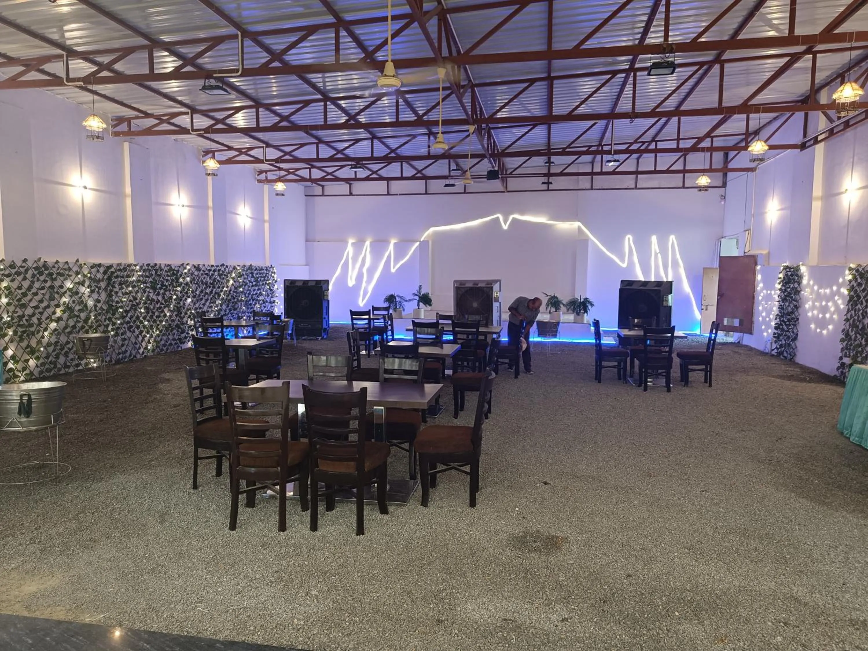 Restaurant/places to eat in Green Club Farm