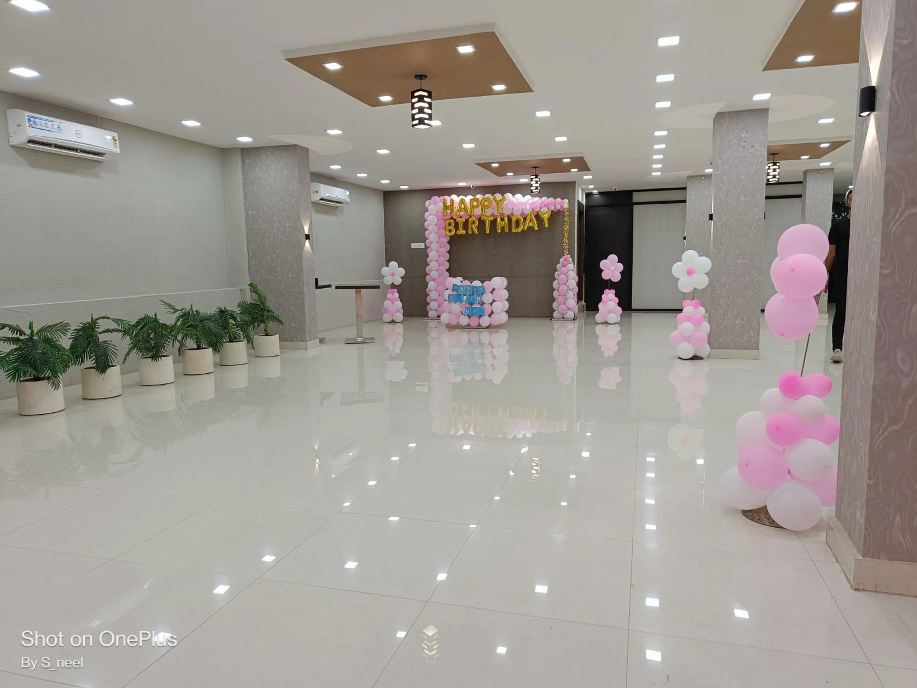 Restaurant/places to eat in Green Club Farm