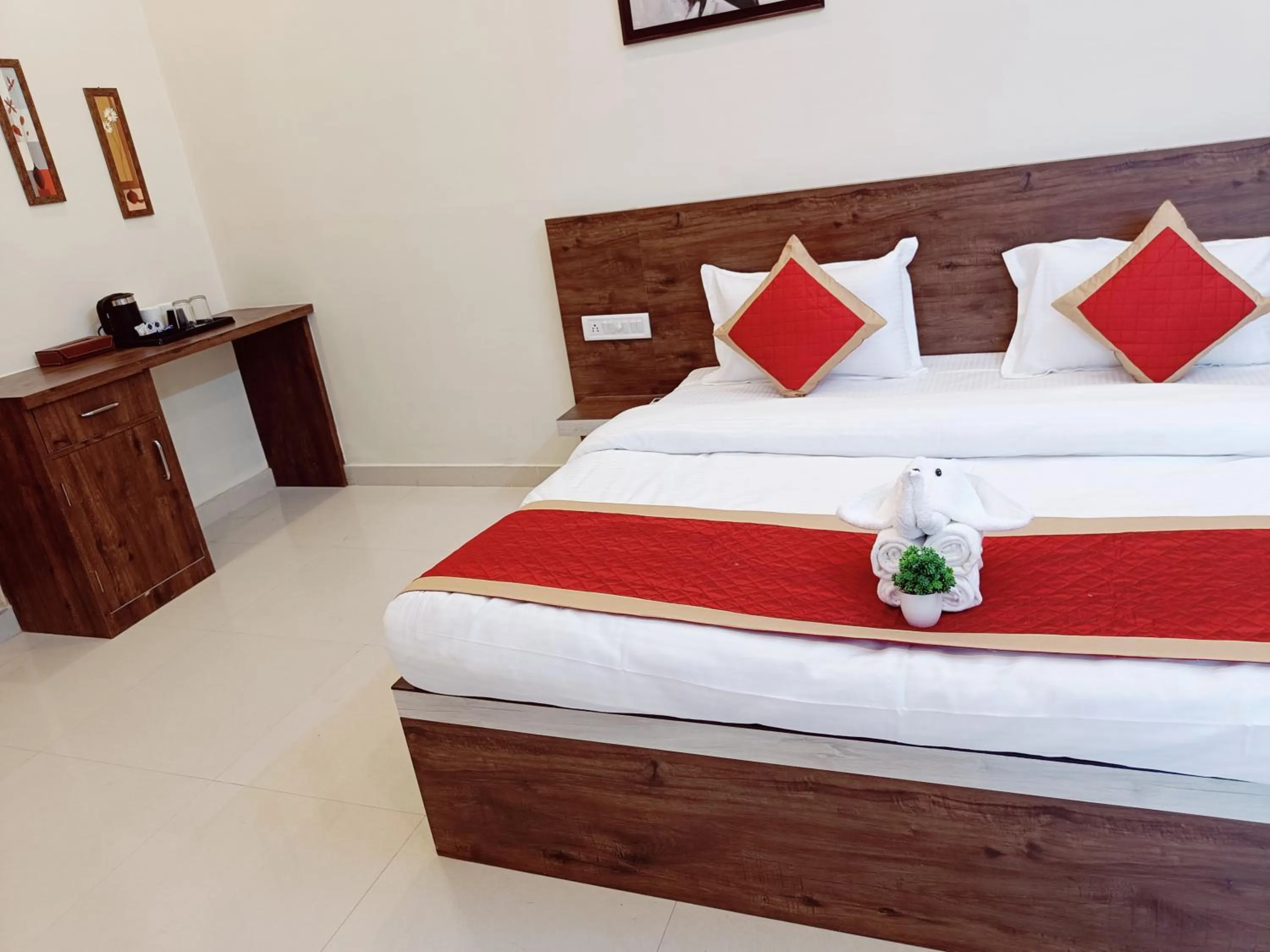 Bed in Green Club Farm