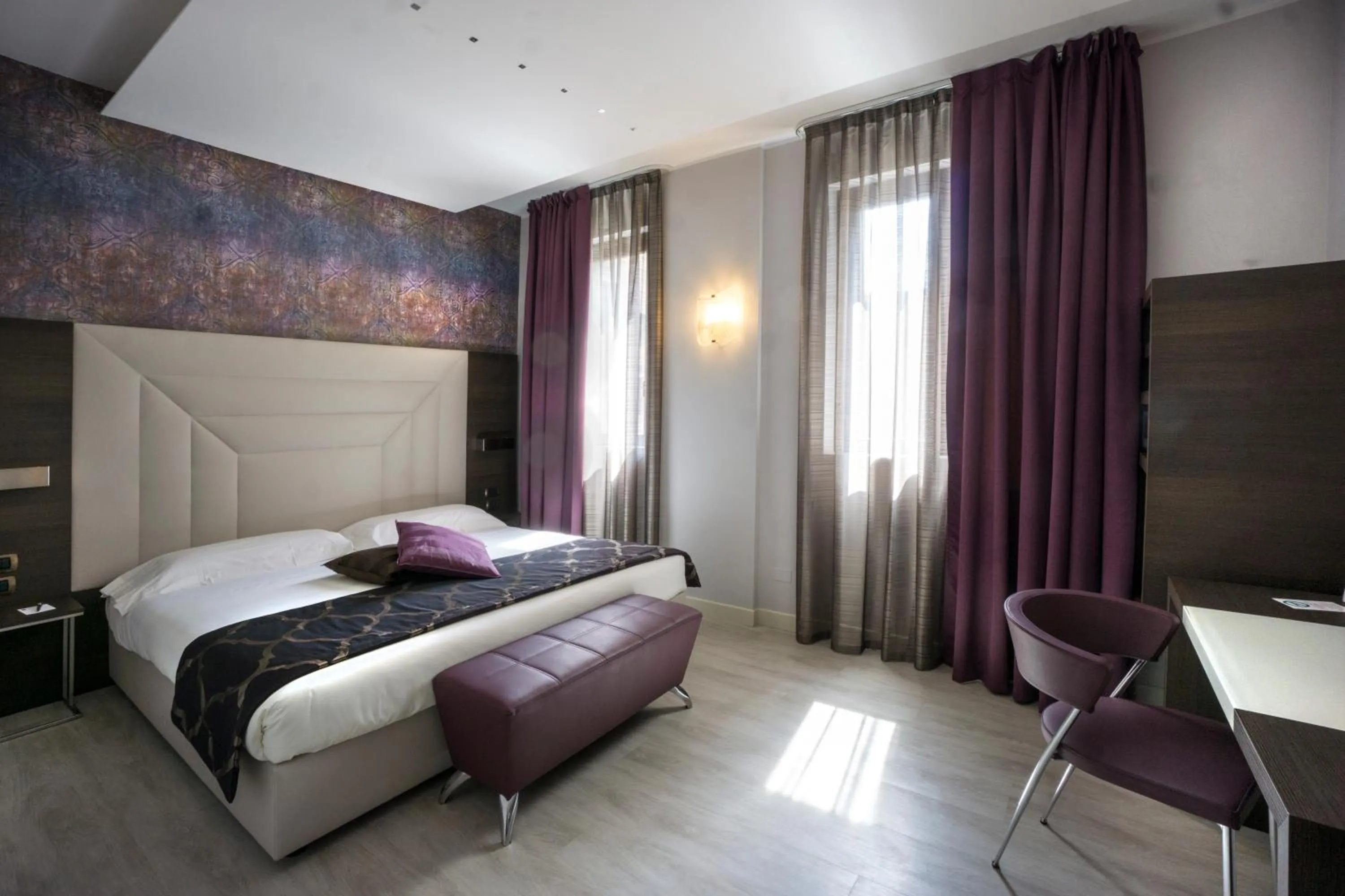 Day, Bed in Hotel Soperga