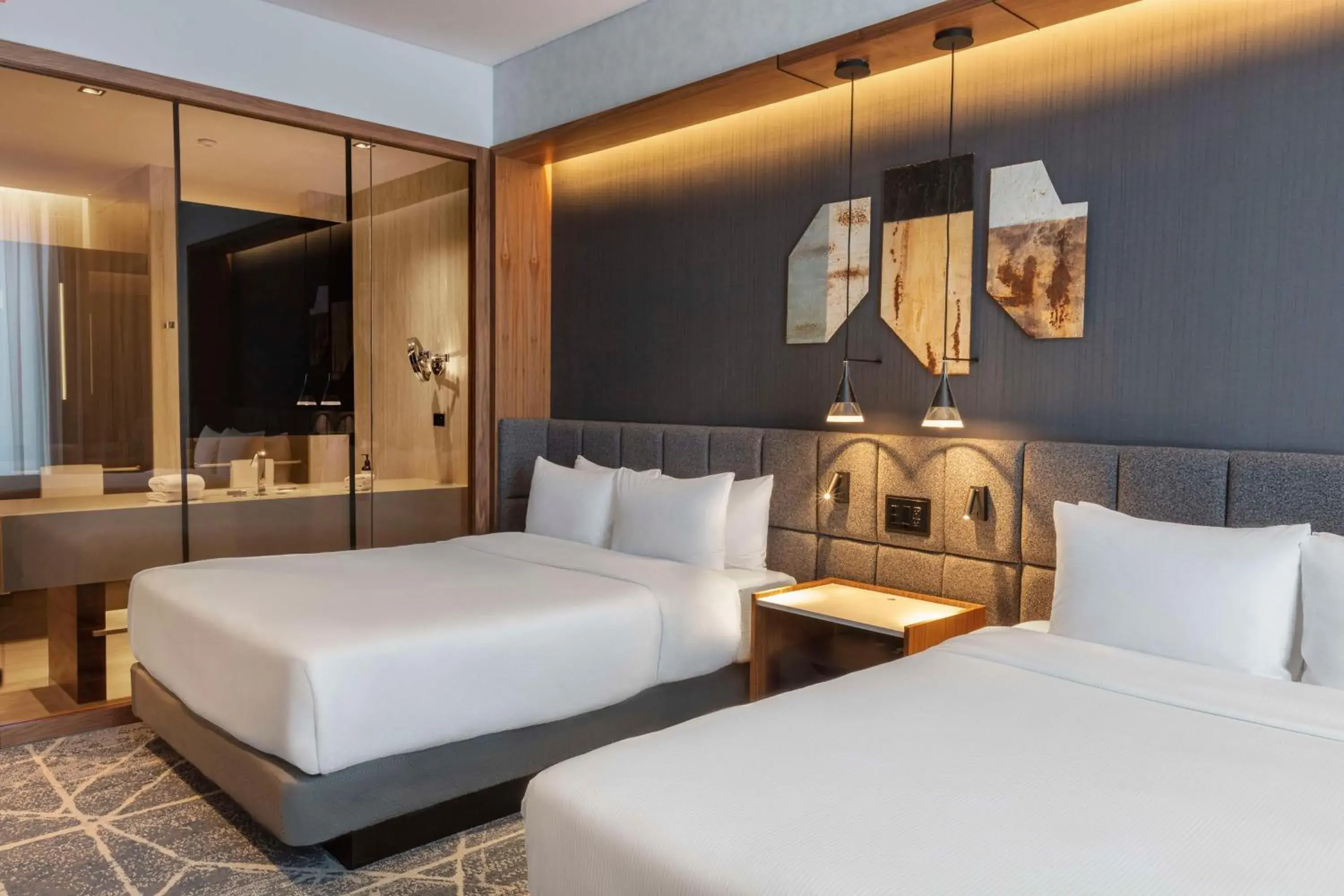 Bathroom, Bed in Hilton Monterrey Valle Bathroom, Bed in Hilton Monterrey Valle