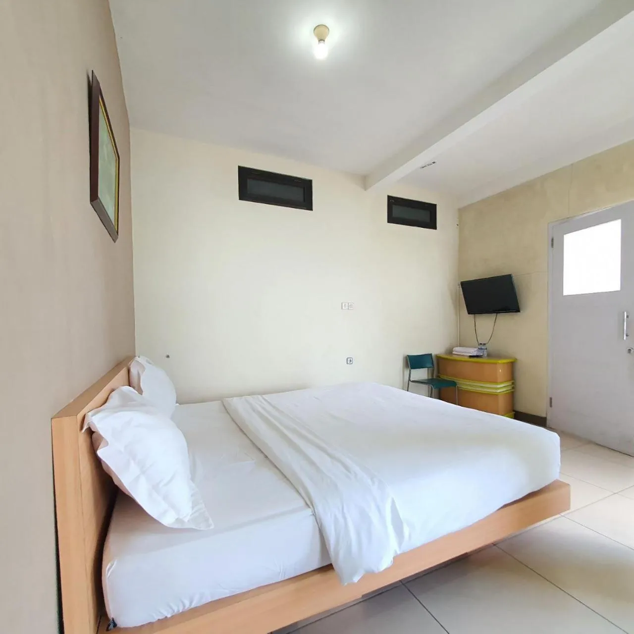 Bed in Candi Panggung Family Guest House Syariah