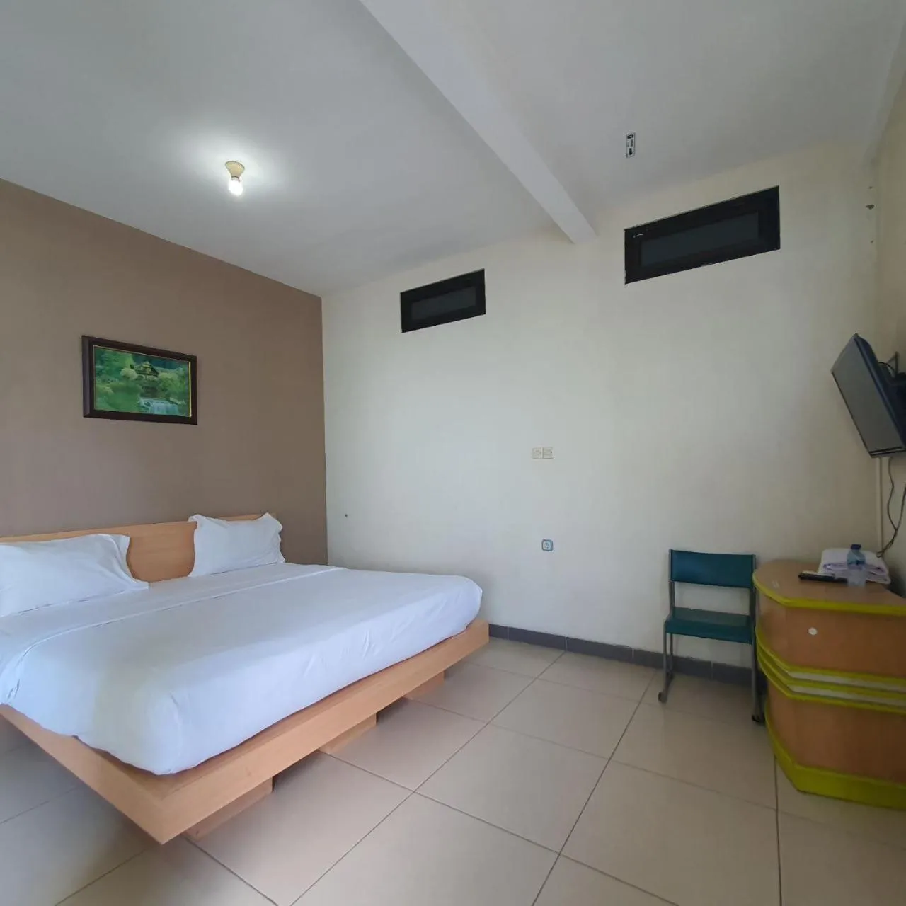 Bed in Candi Panggung Family Guest House Syariah