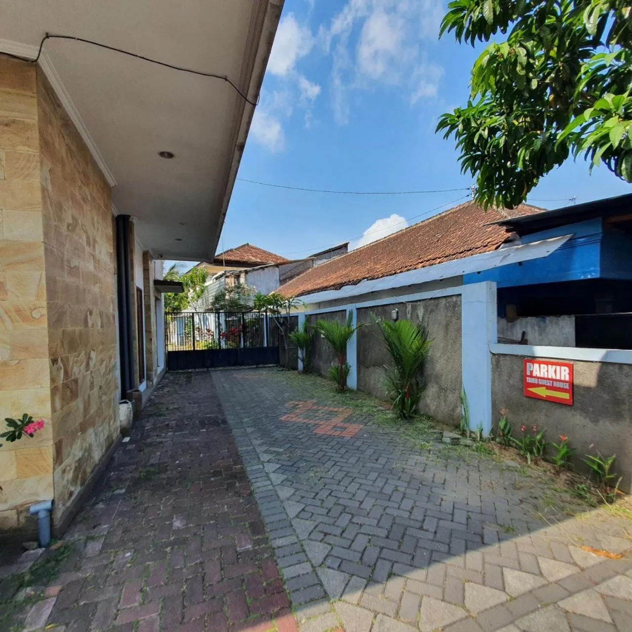 Property building in Candi Panggung Family Guest House Syariah