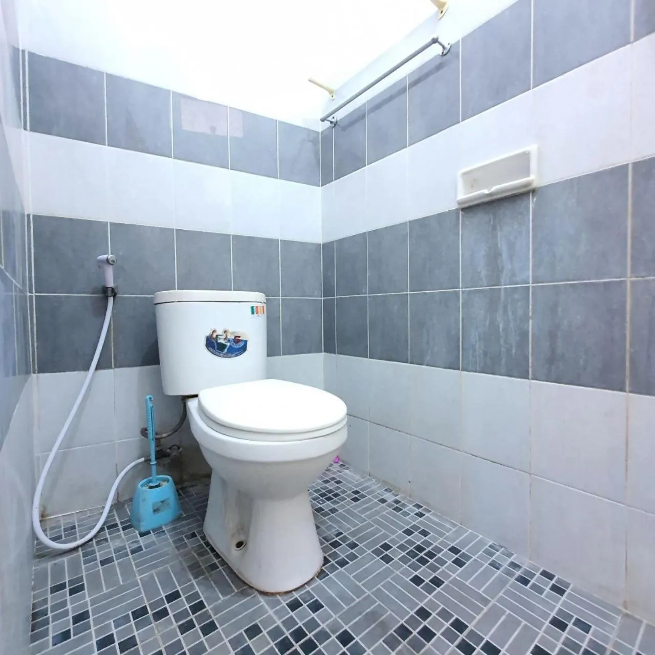 Bathroom in Candi Panggung Family Guest House Syariah