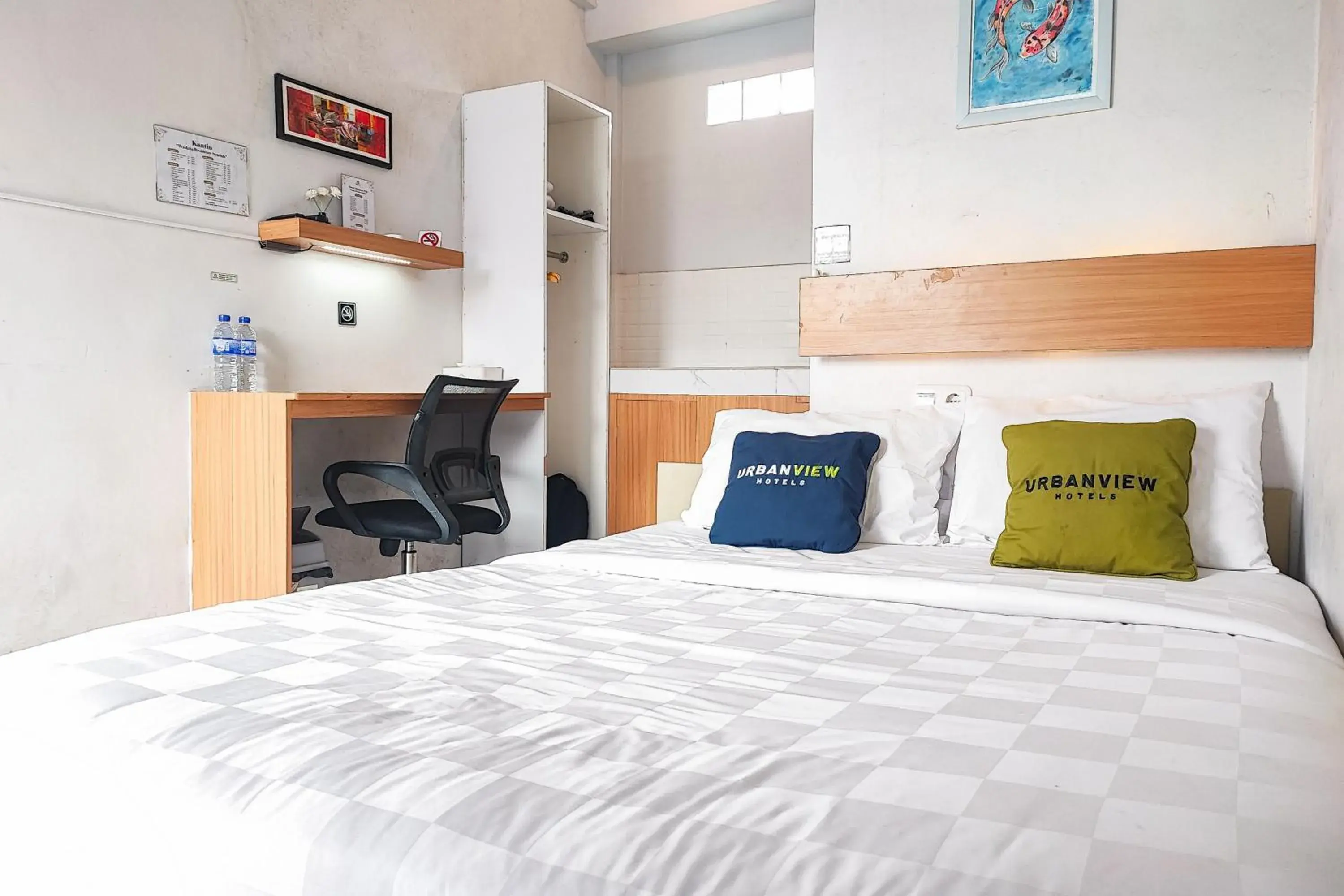 Bedroom, Bed in Urbanview Hotel Syariah at Waskita Residence Telanaipura Bedroom, Bed in Urbanview Hotel Syariah at Waskita Residence Telanaipura