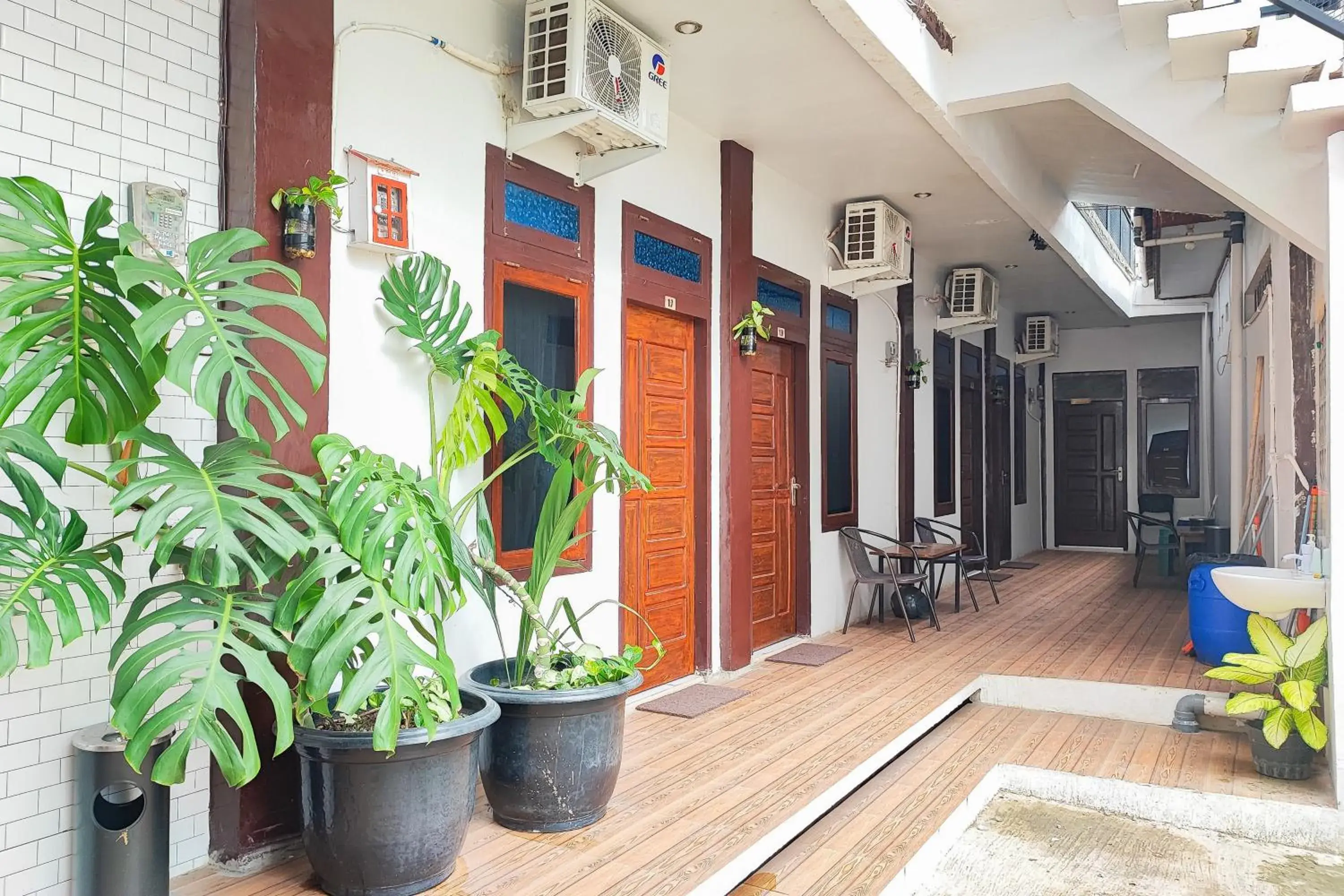 Property building in Urbanview Hotel Syariah at Waskita Residence Telanaipura Property building in Urbanview Hotel Syariah at Waskita Residence Telanaipura