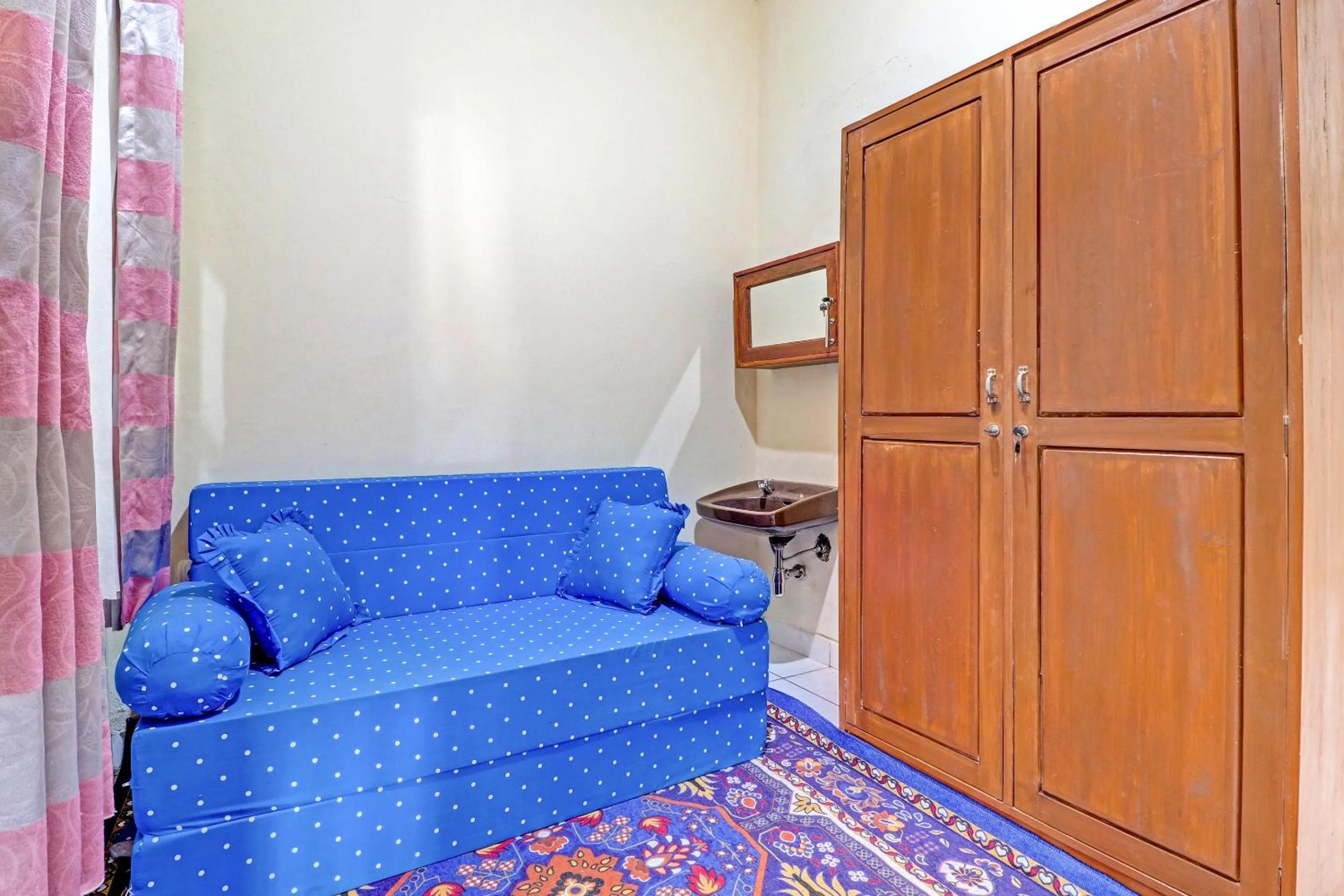 Bedroom, Bed in OYO Life 91480 Putridapisa Syariah