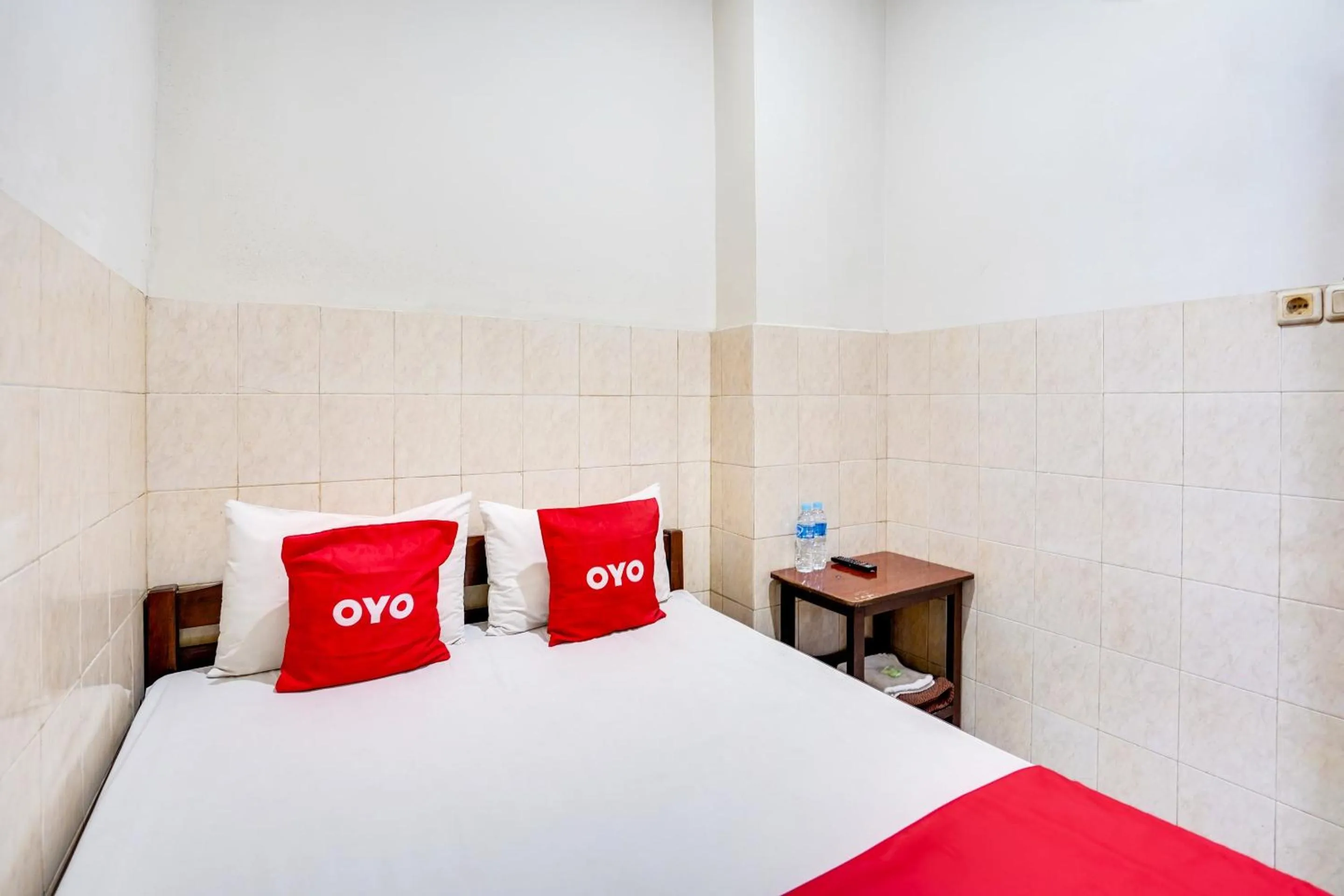 Bedroom, Bed in OYO Life 91511 Ampel Residence Syariah