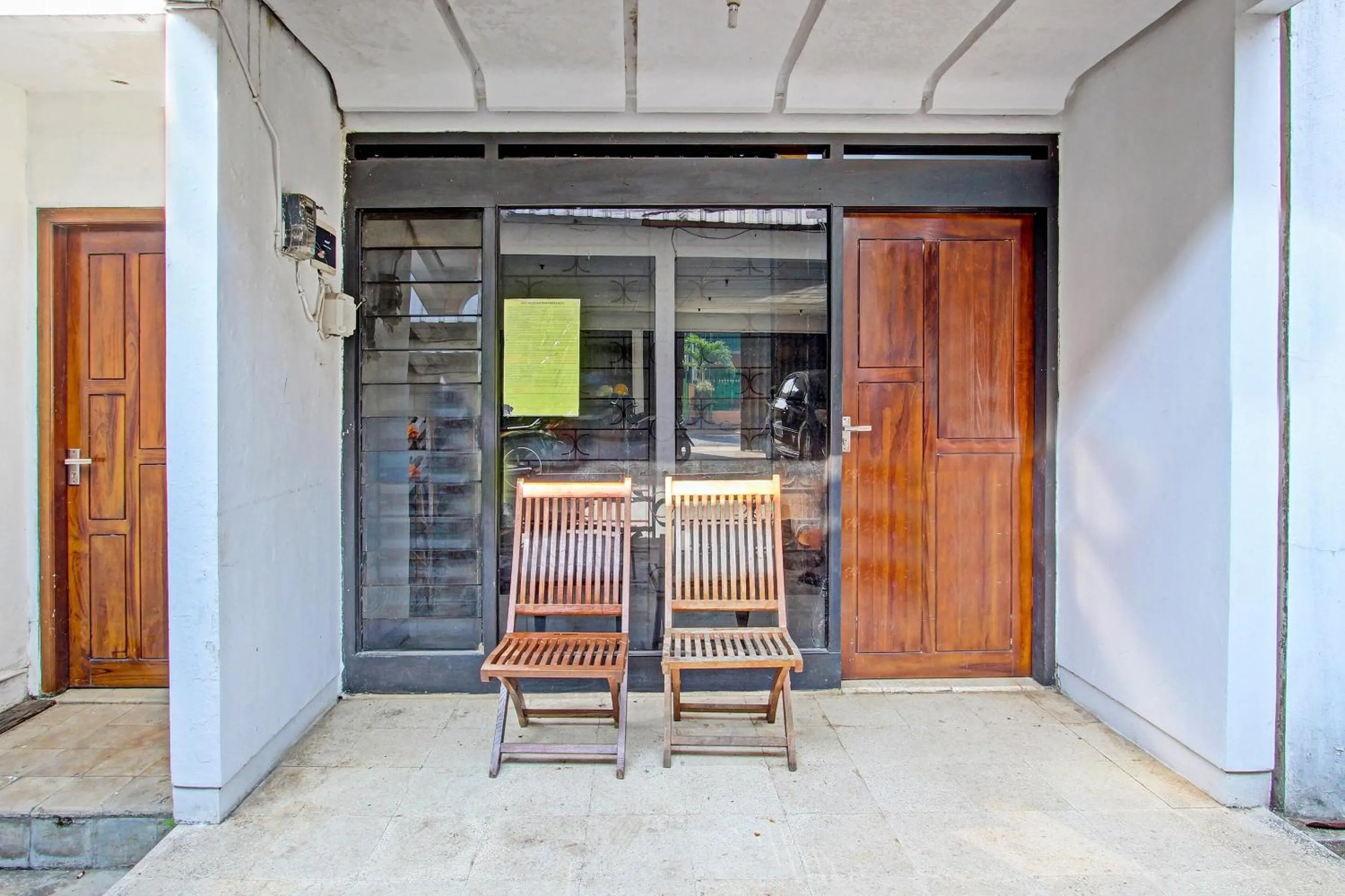 Facade/entrance in SPOT ON 91521 Mayong Guesthouse