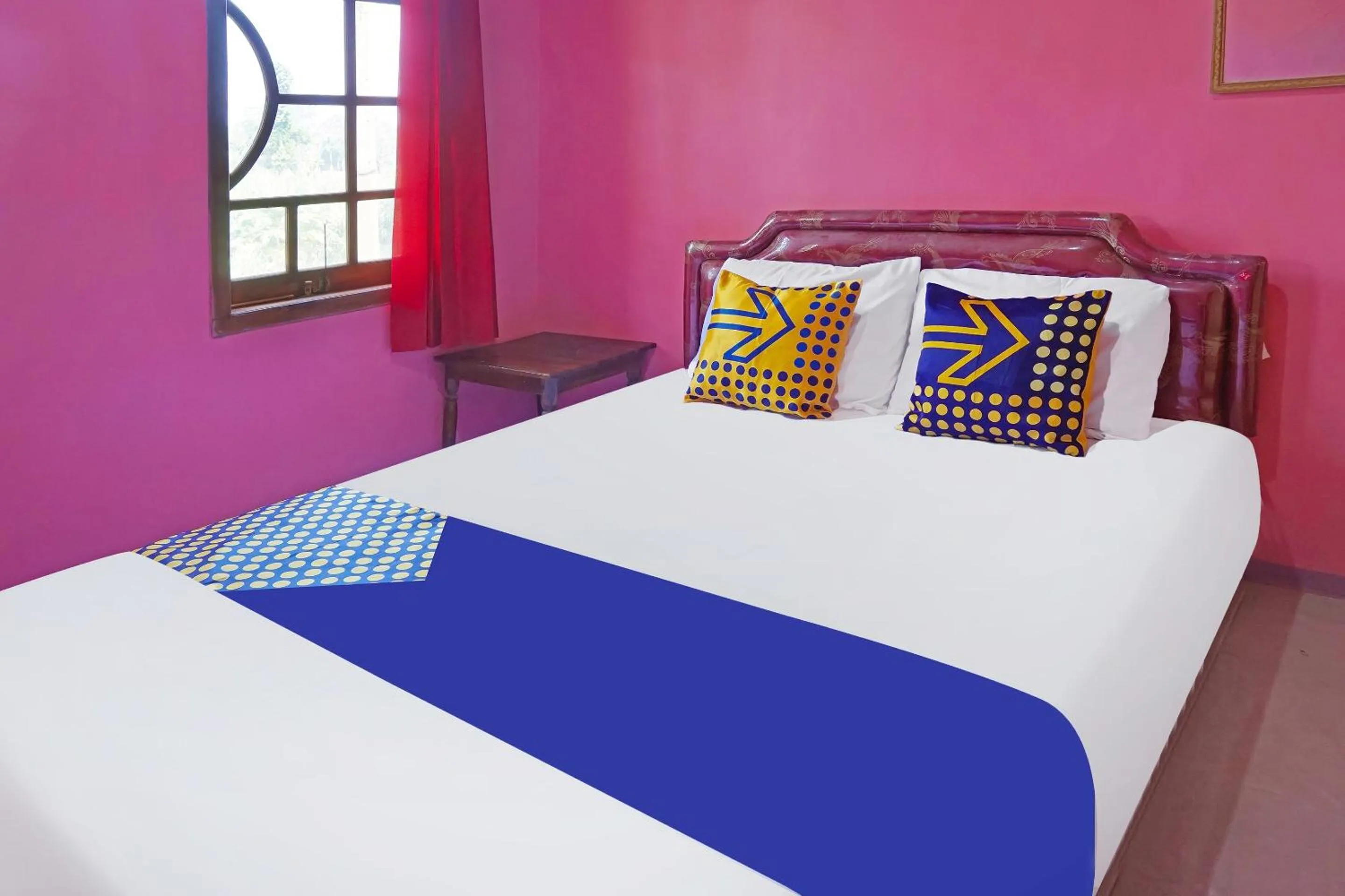 Bedroom in SPOT ON 91527 As-sakinah Homestay Syariah