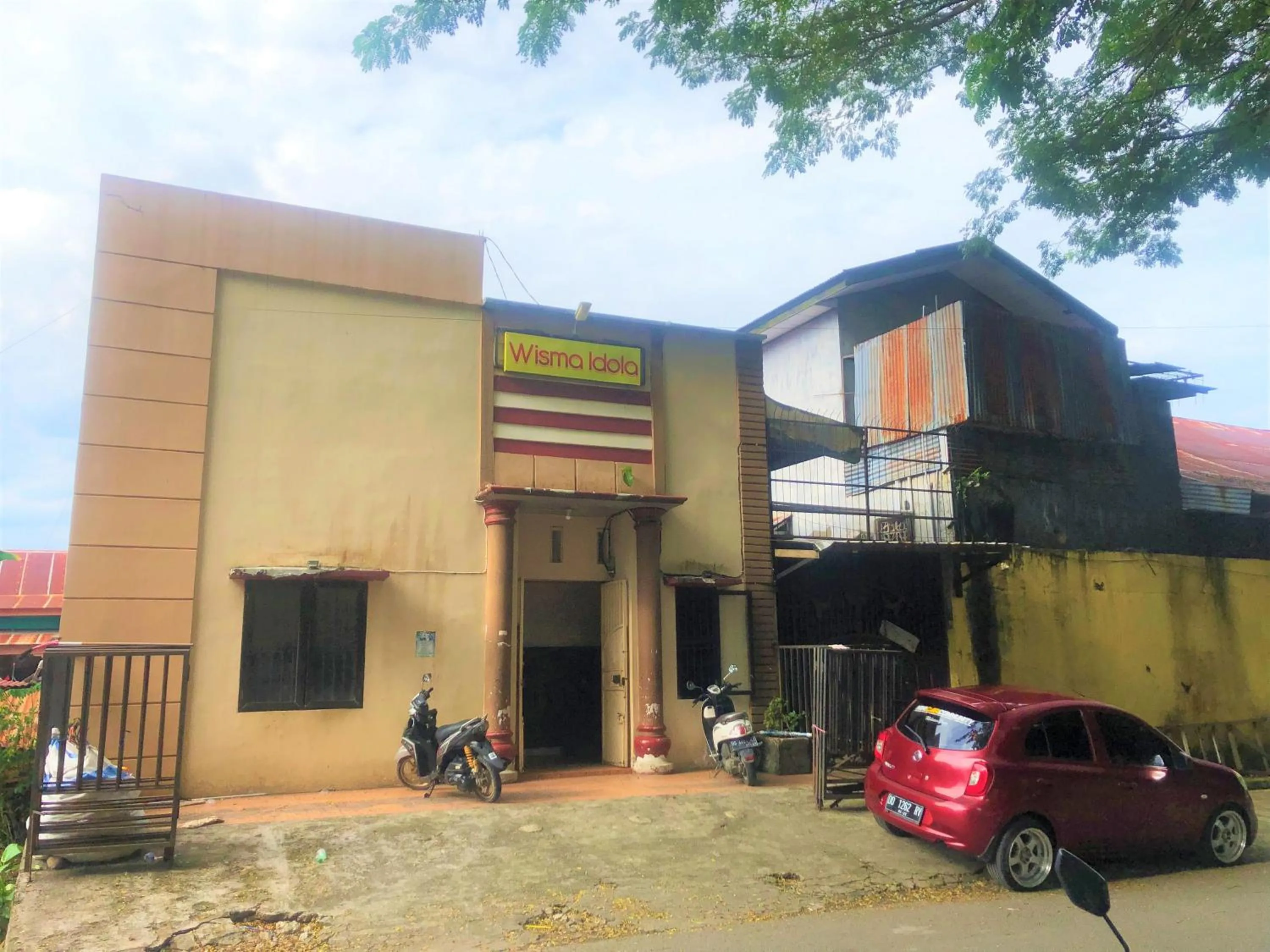 Property building in Wisma Idola Palopo