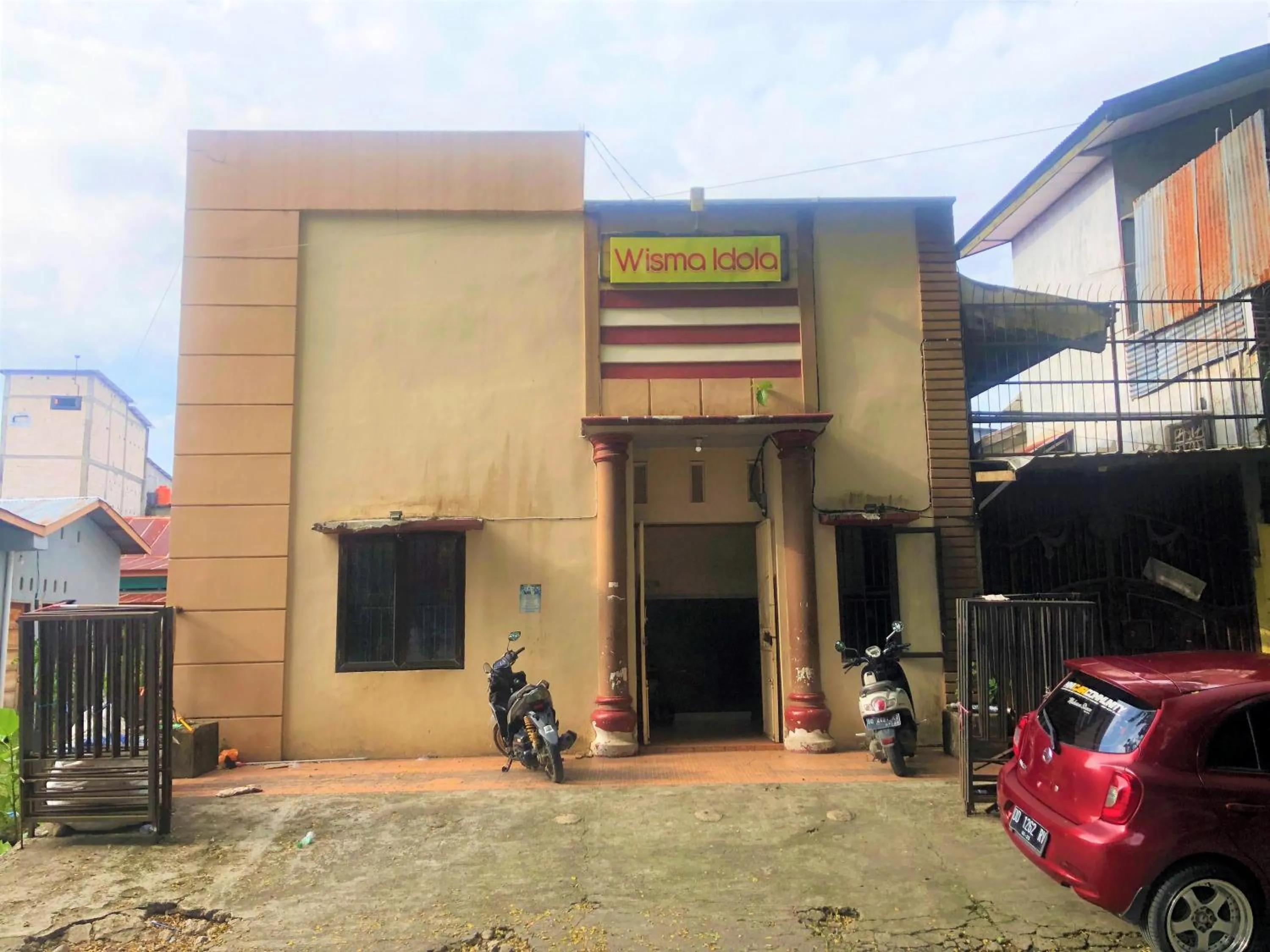 Property building in Wisma Idola Palopo