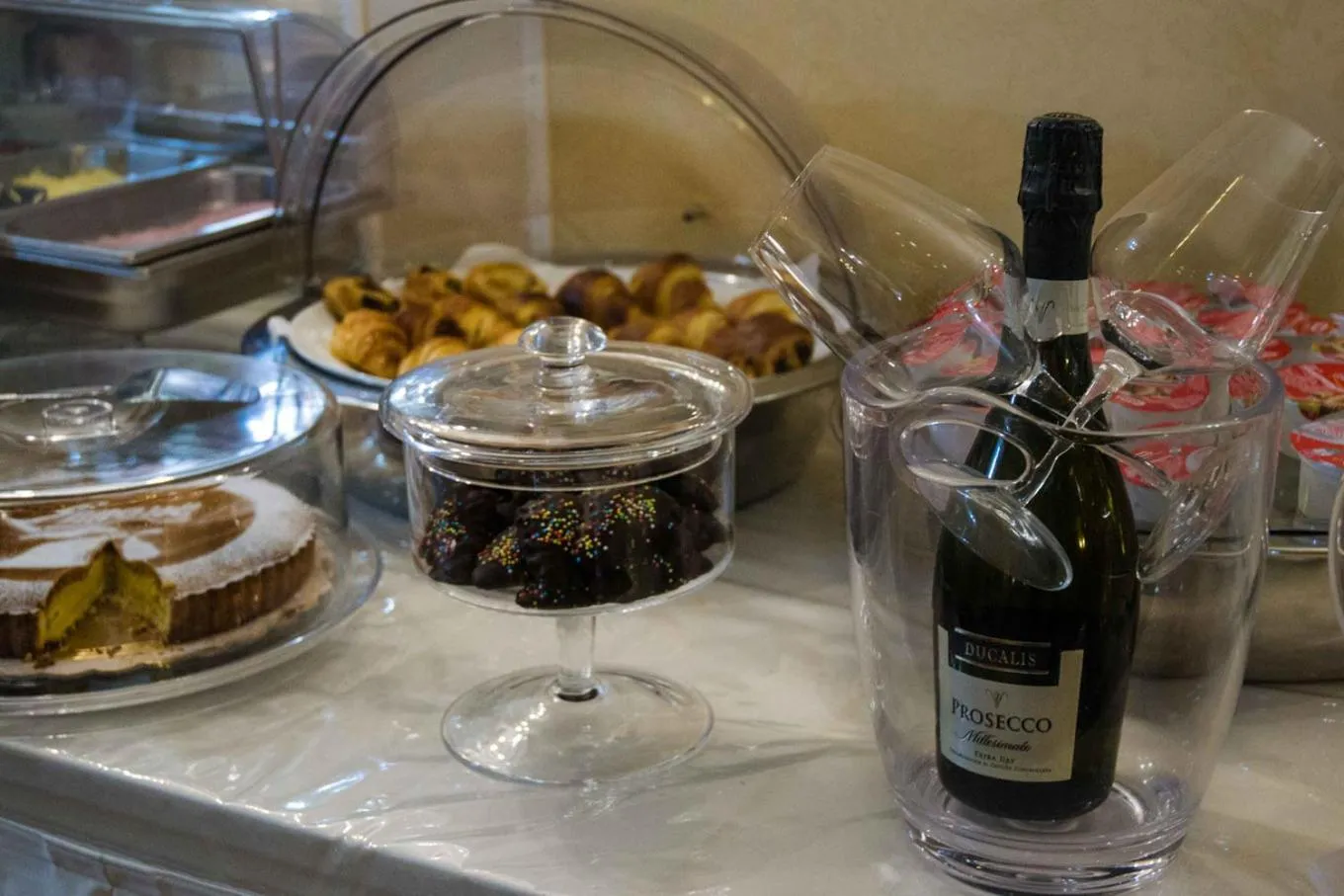 Buffet breakfast in Hotel San Giorgio