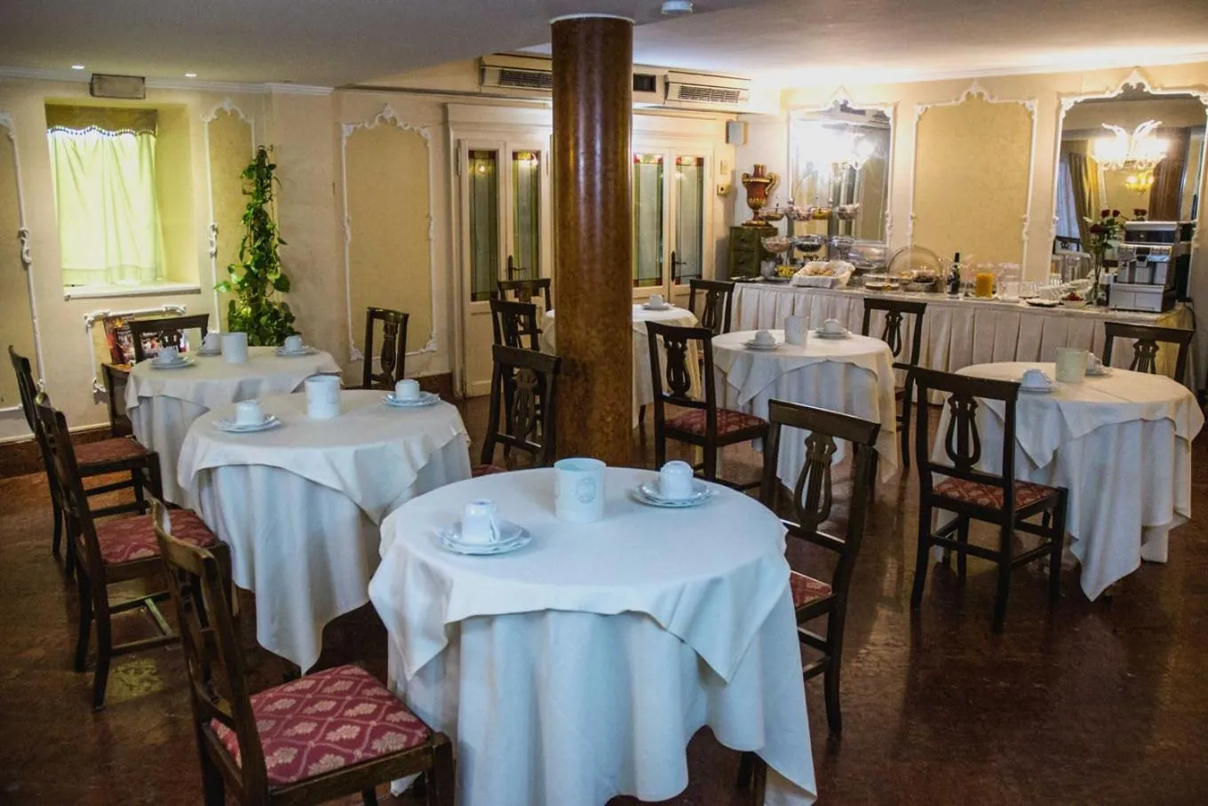 Lounge or bar in Hotel San Giorgio