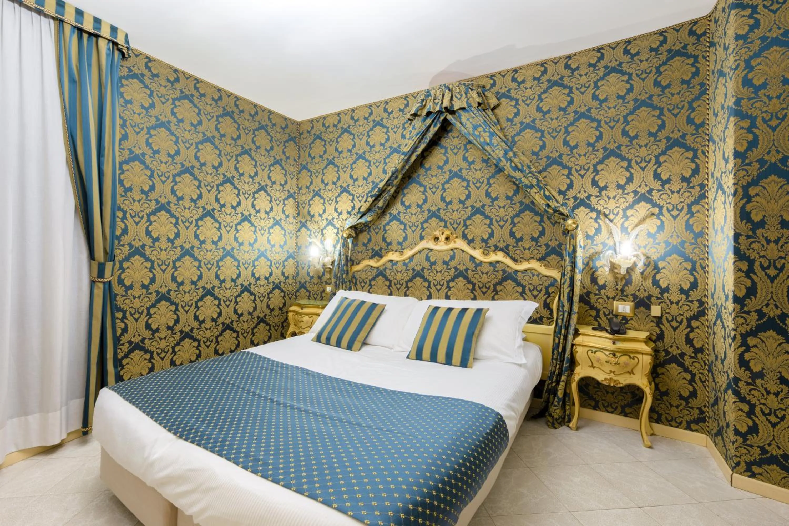 Bed in Hotel San Giorgio