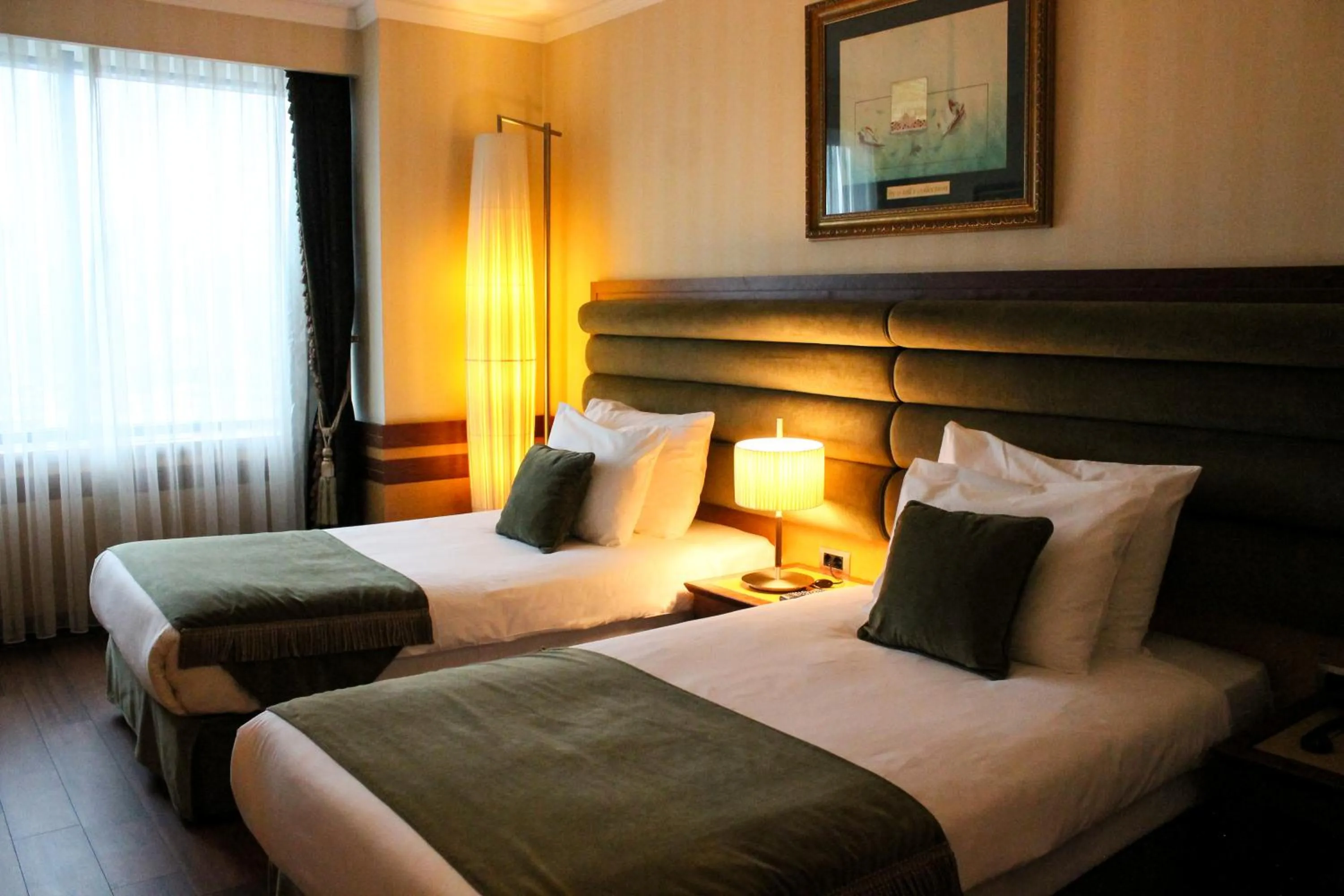 Photo of the whole room, Bed in Byotell Istanbul