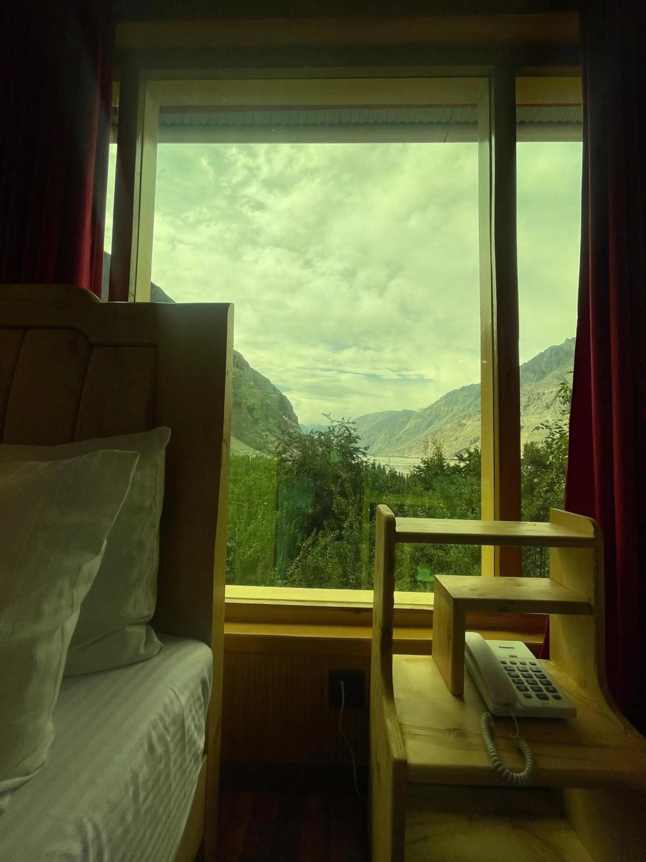 Bed in North Palace Khaplu