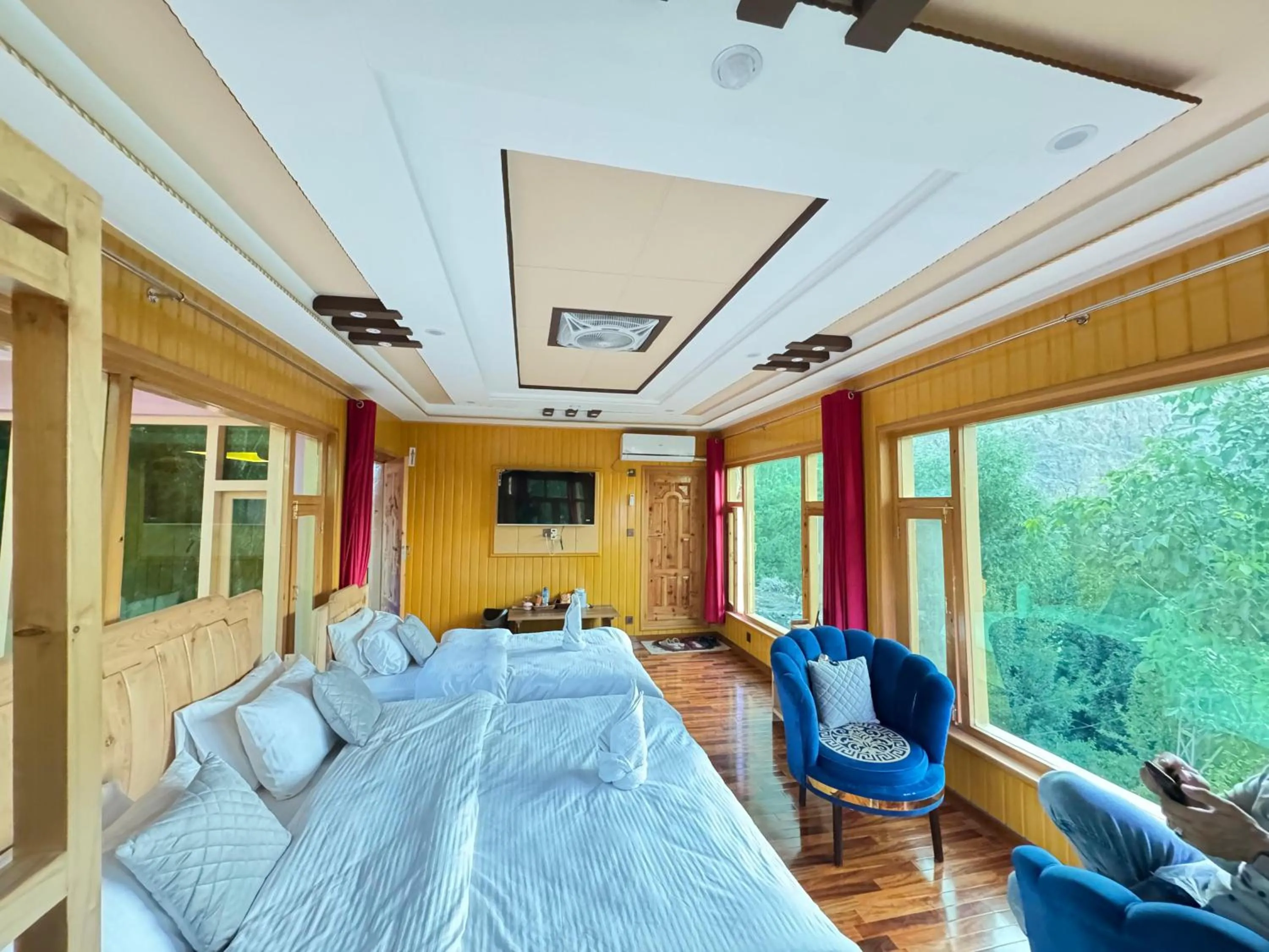 Bed in North Palace Khaplu