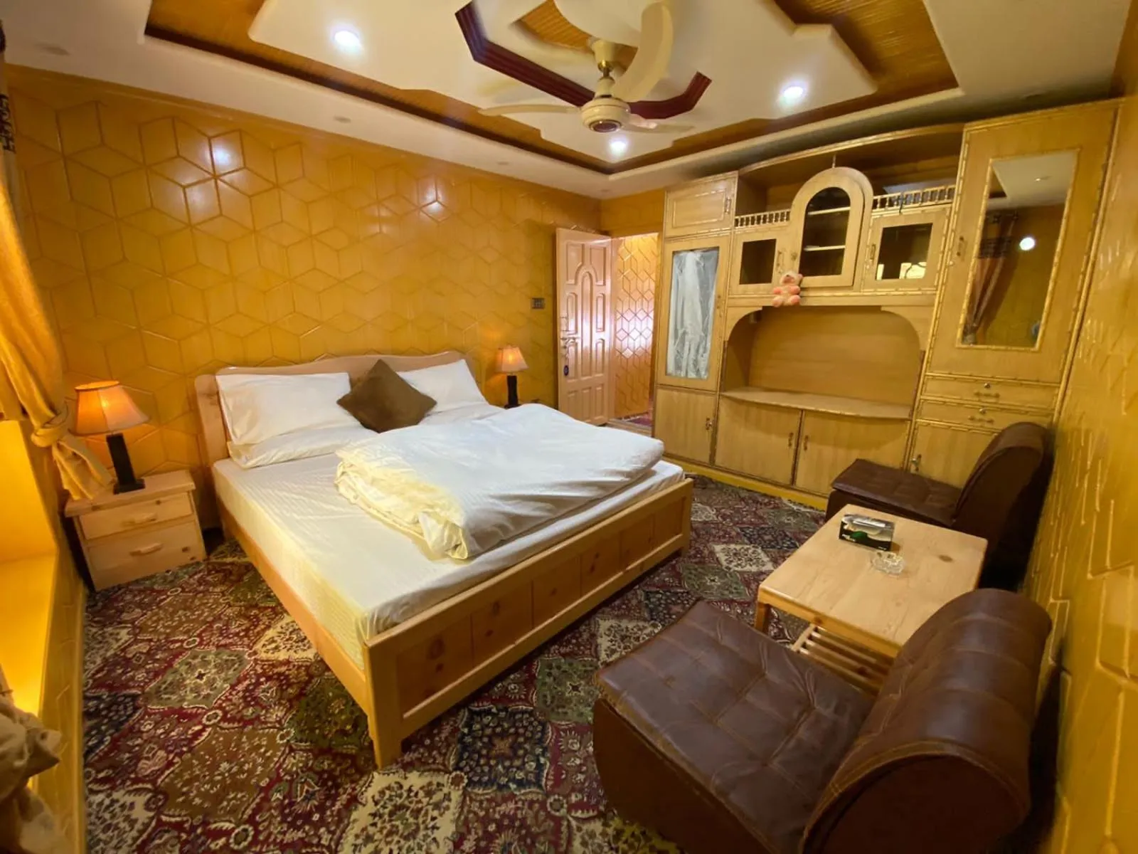 Bed in North Palace Khaplu