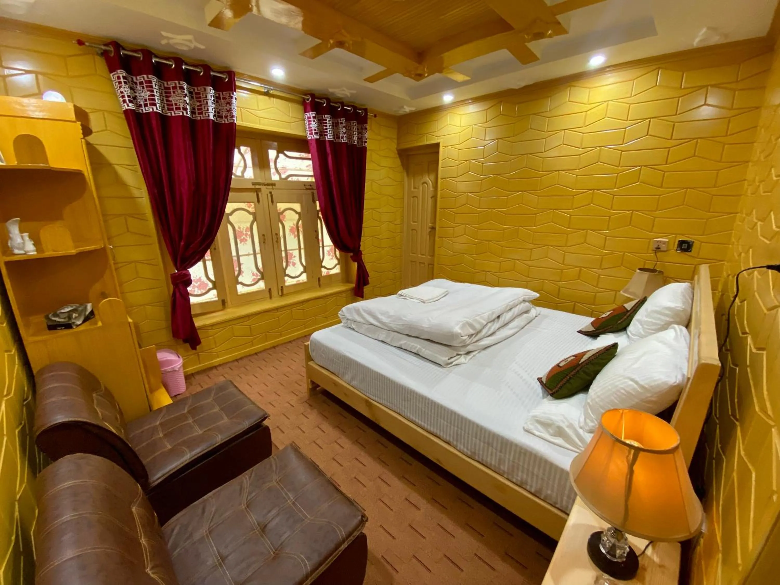 Bed in North Palace Khaplu