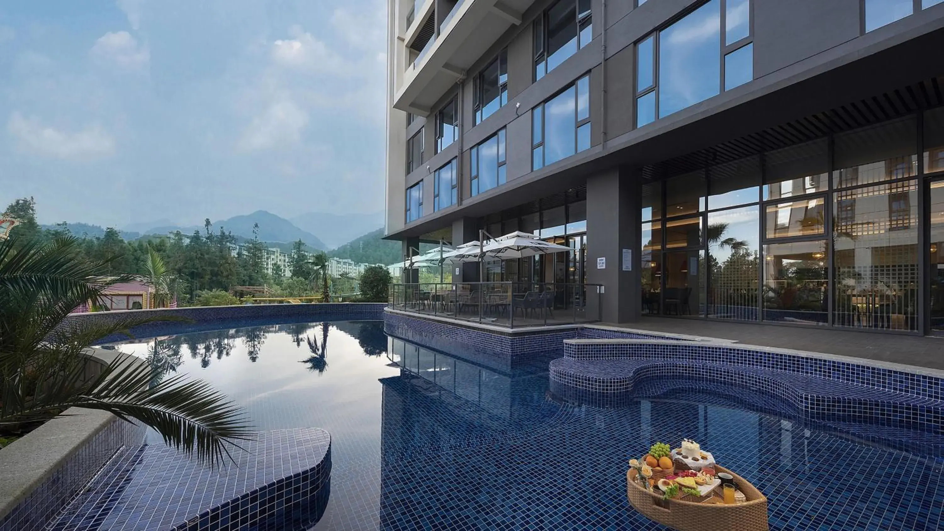 Swimming pool in Holiday Inn Express Tengchong Hot-Spring by IHG Swimming pool in Holiday Inn Express Tengchong Hot-Spring by IHG