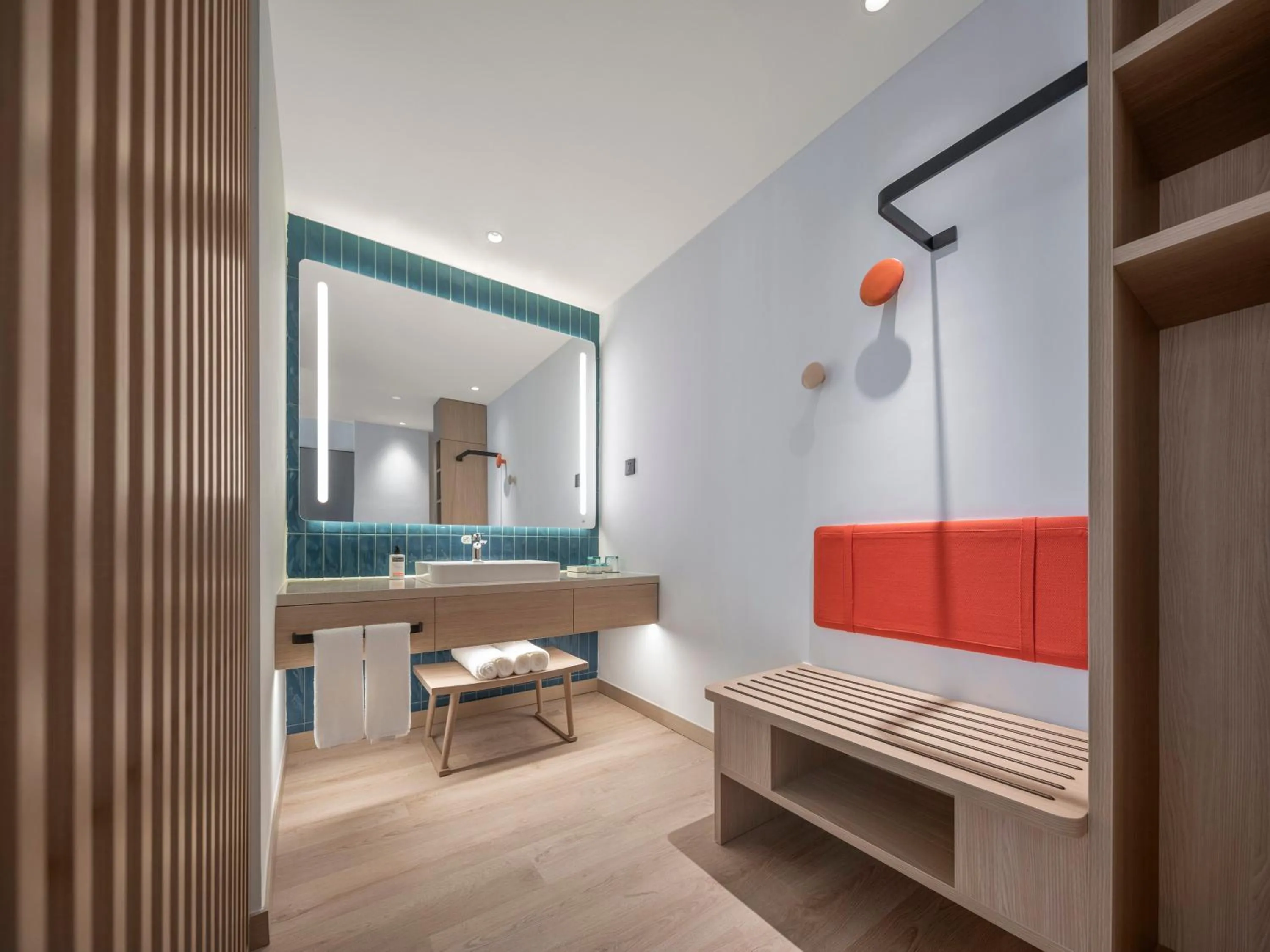 Bathroom, Bed in Holiday Inn Express Tengchong Hot-Spring by IHG