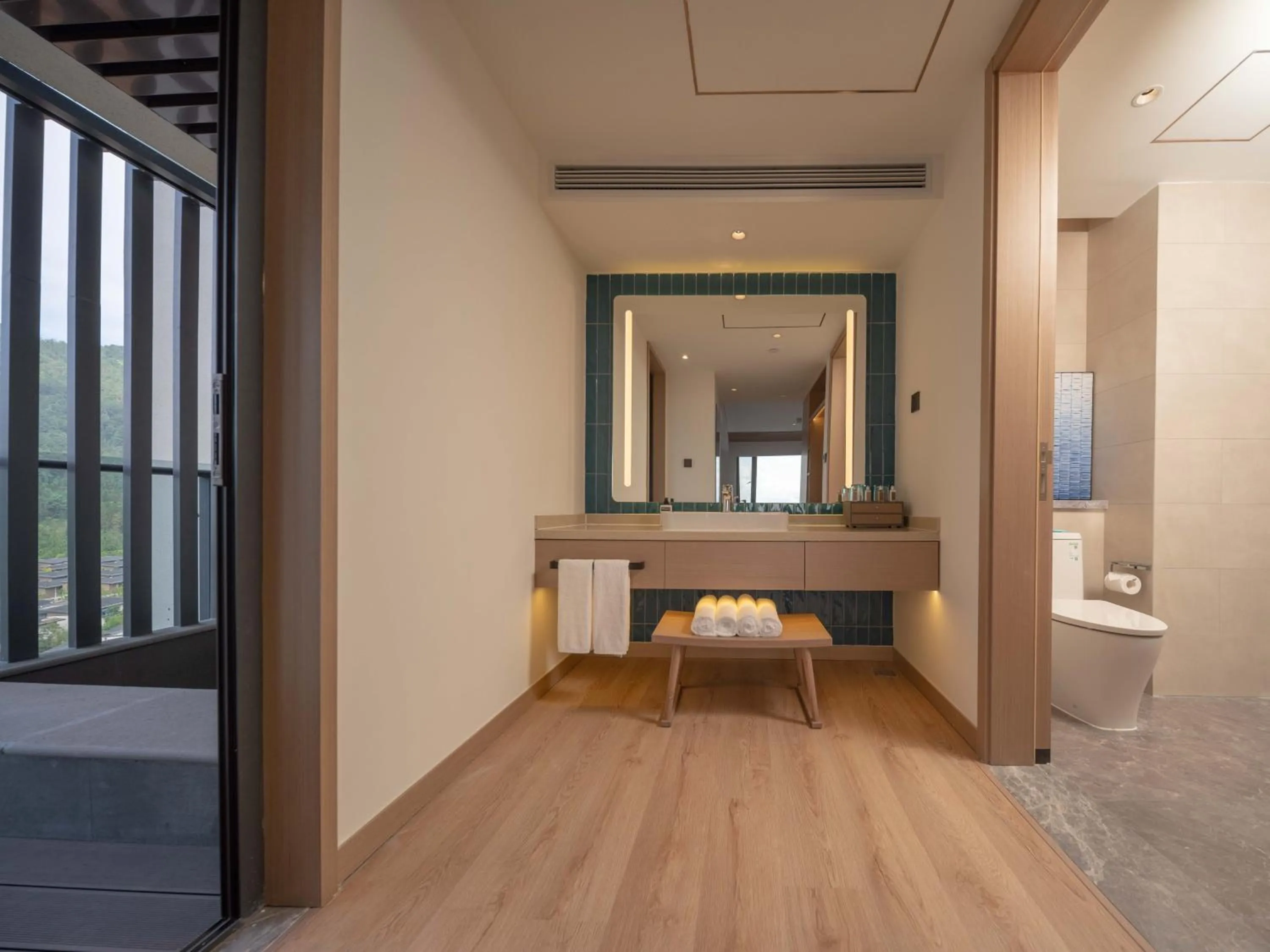 Hot Spring Bath in Holiday Inn Express Tengchong Hot-Spring by IHG