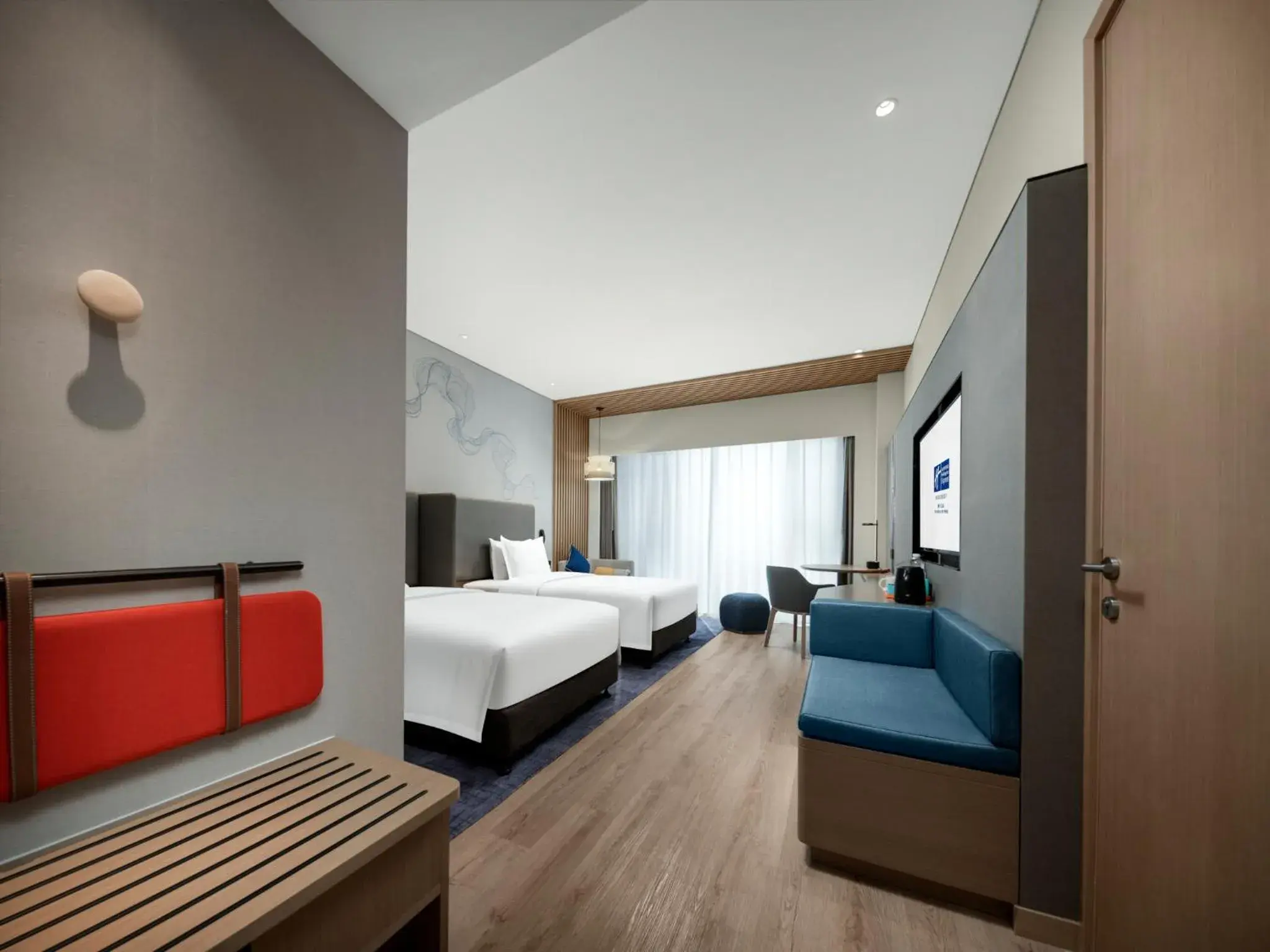 room service, Bed in Holiday Inn Express Tengchong Hot-Spring by IHG room service, Bed in Holiday Inn Express Tengchong Hot-Spring by IHG