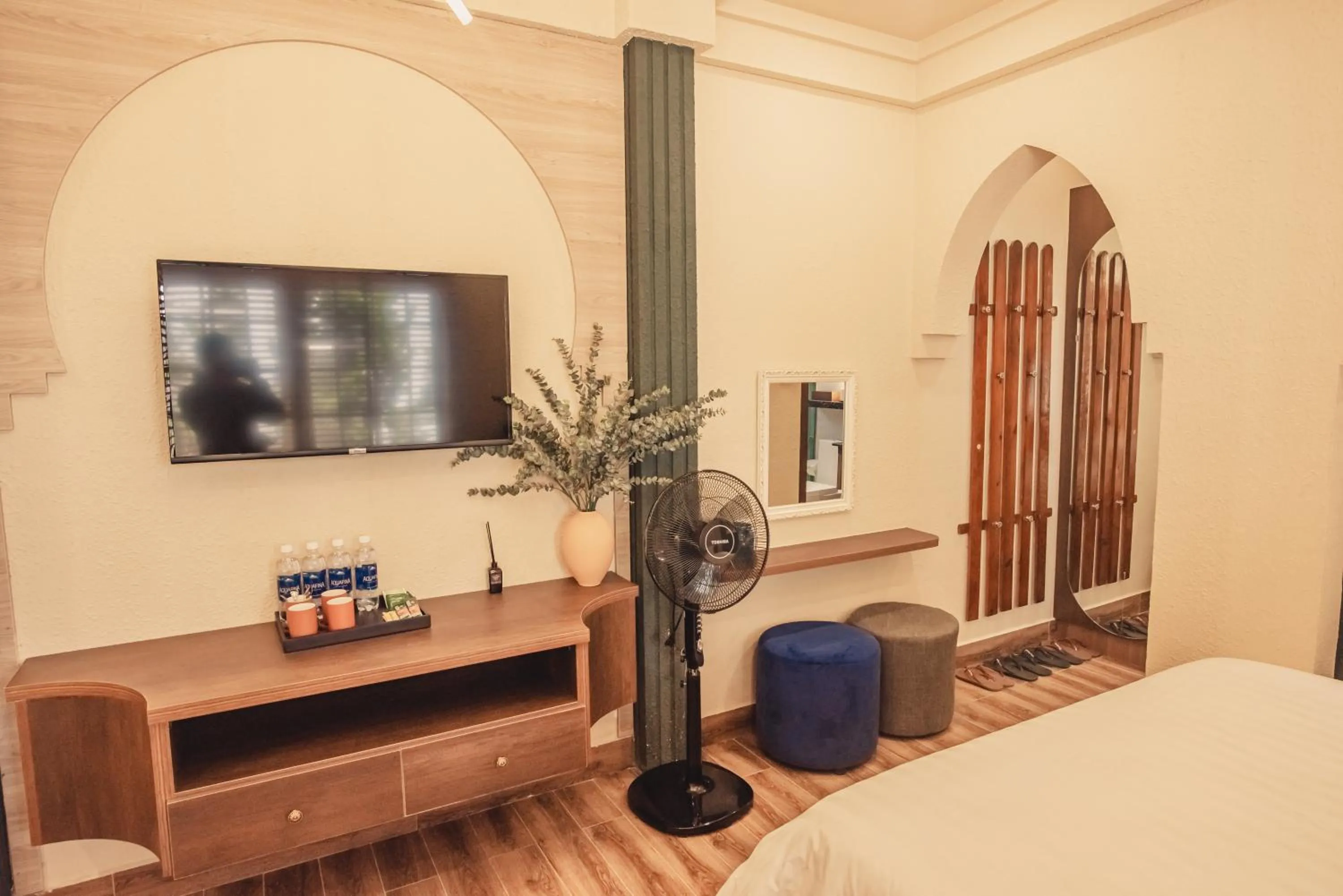 Decorative detail, Bed in Villa Hoa Da