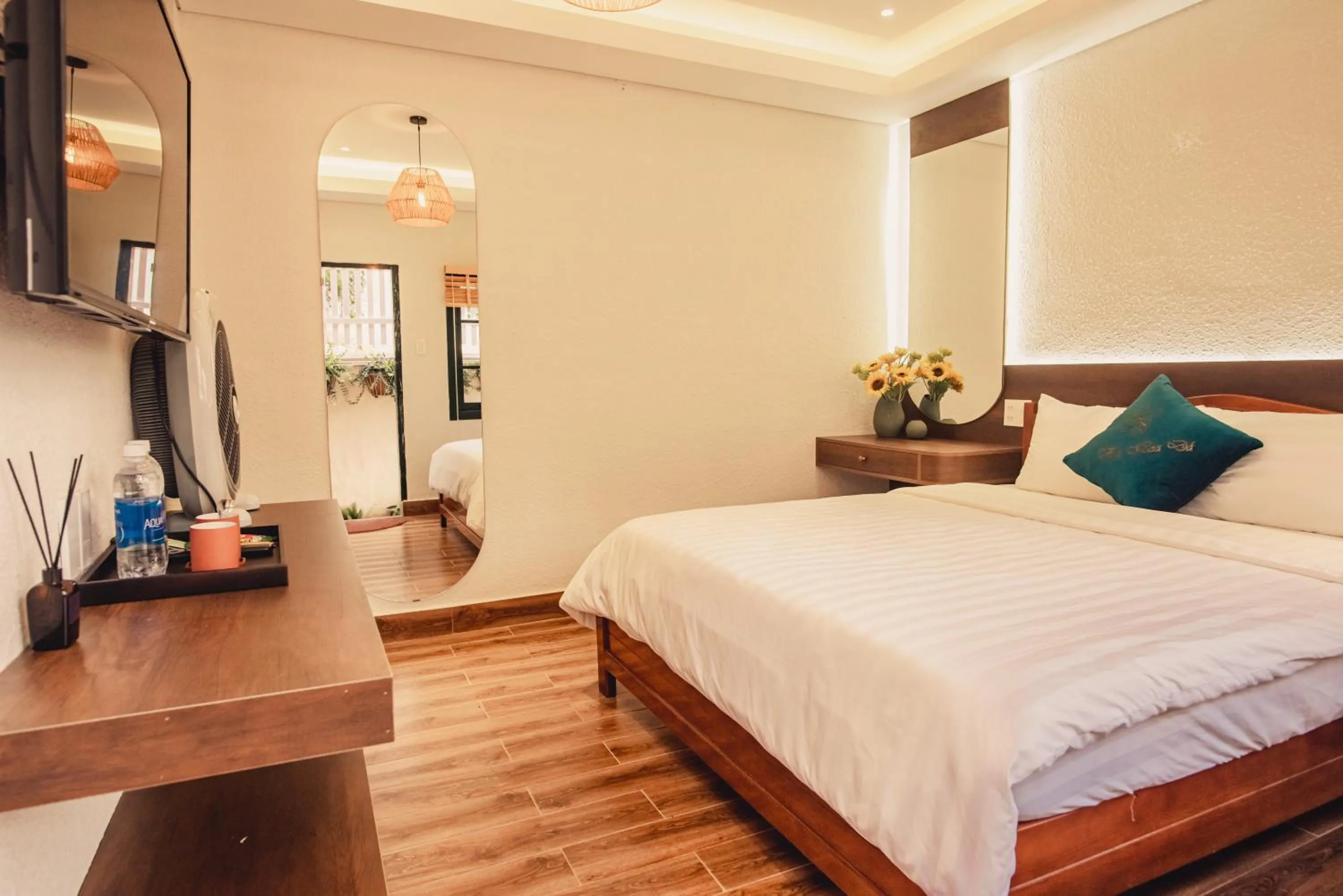 hair dresser, Bed in Villa Hoa Da