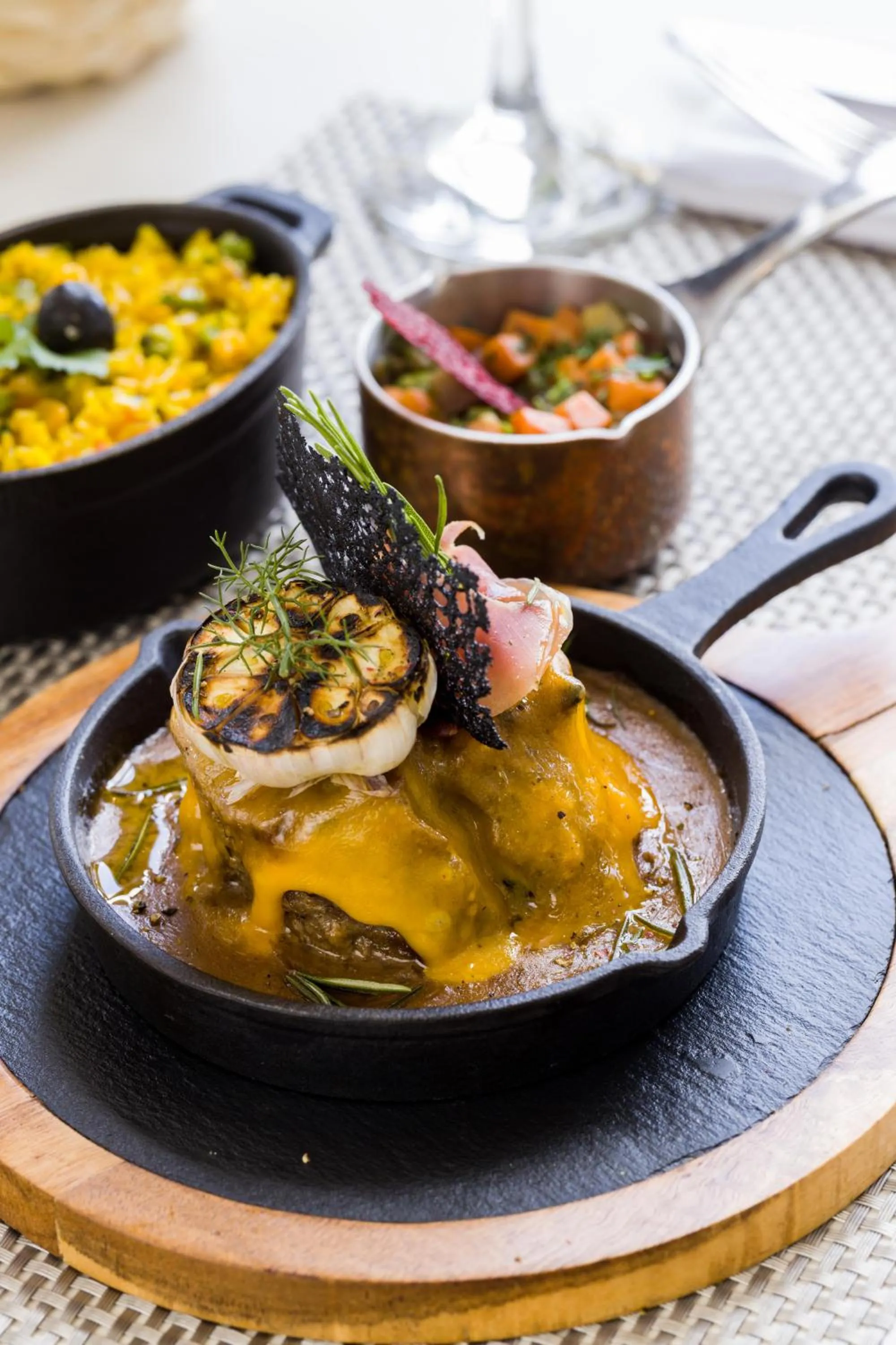 Restaurant/places to eat in Oasis Tarrafal Alfandega Suites