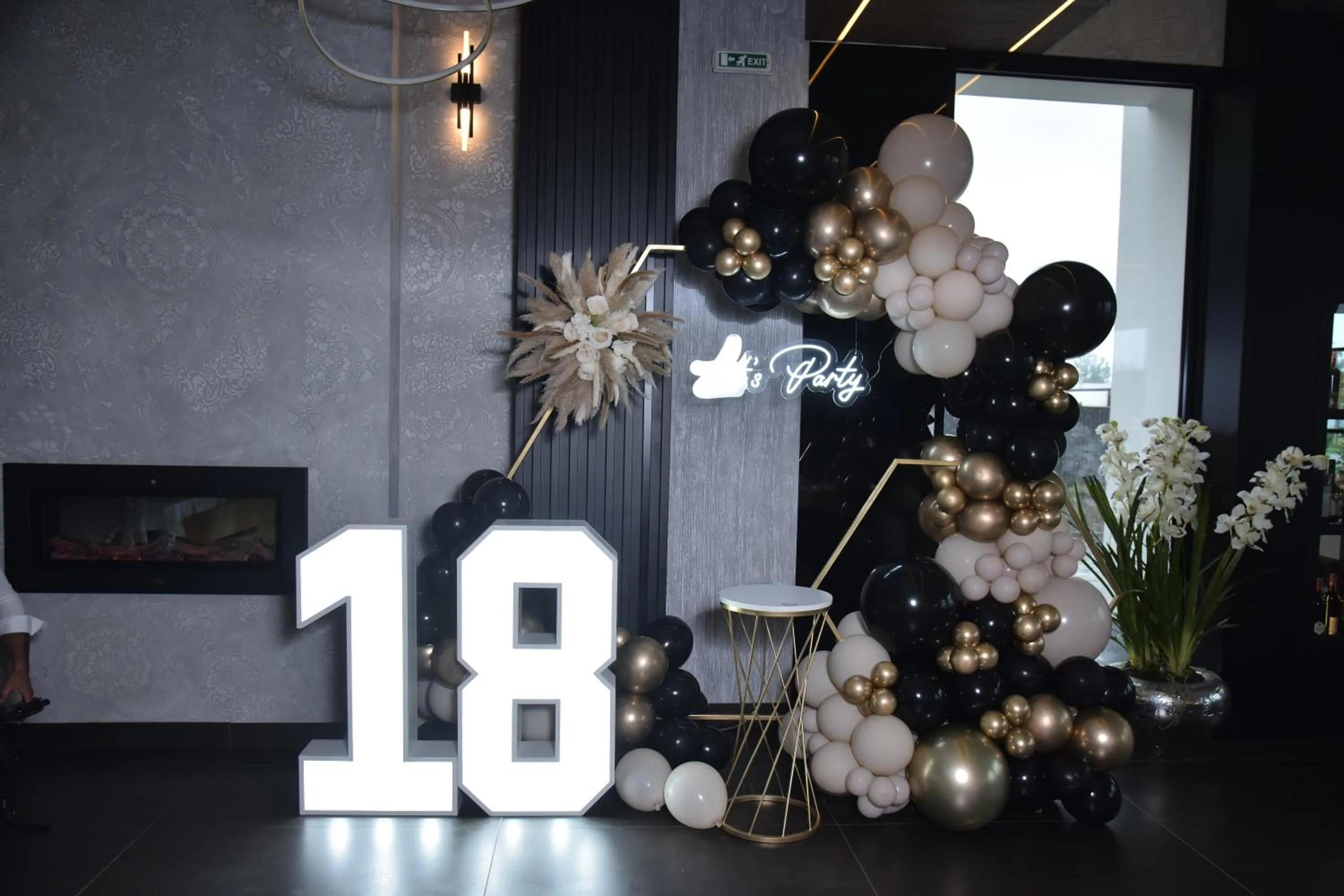 Property building in Madison - Square Sava