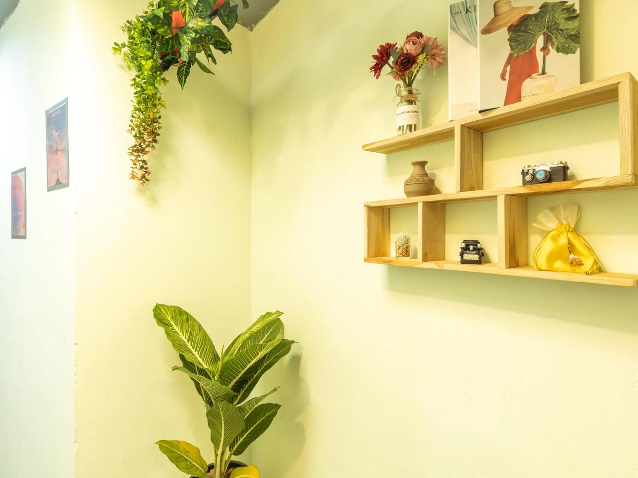 Decorative detail in Khao San Social Capsule Hostel