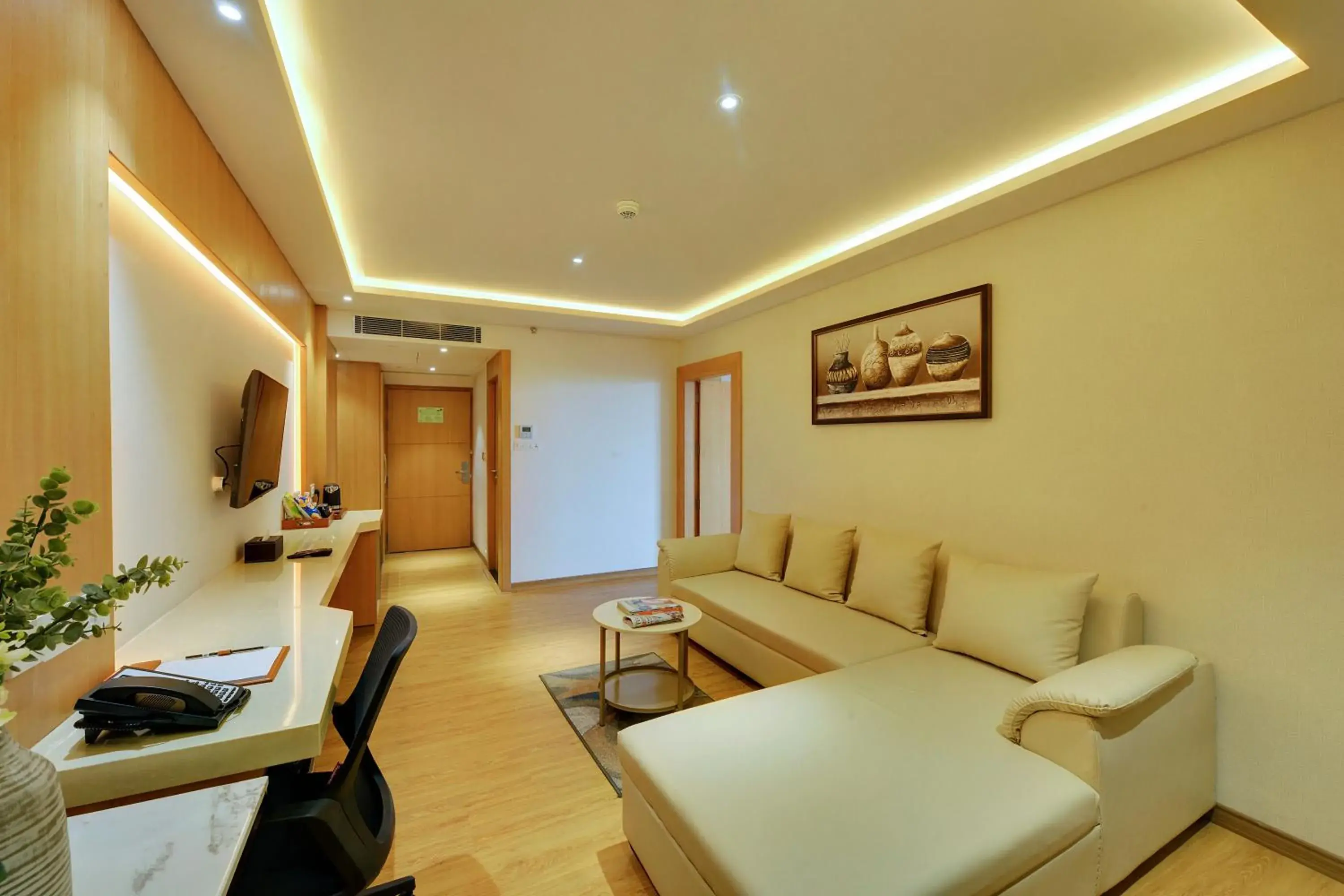 Living room in Clarion Hotel Bangalore Living room in Clarion Hotel Bangalore